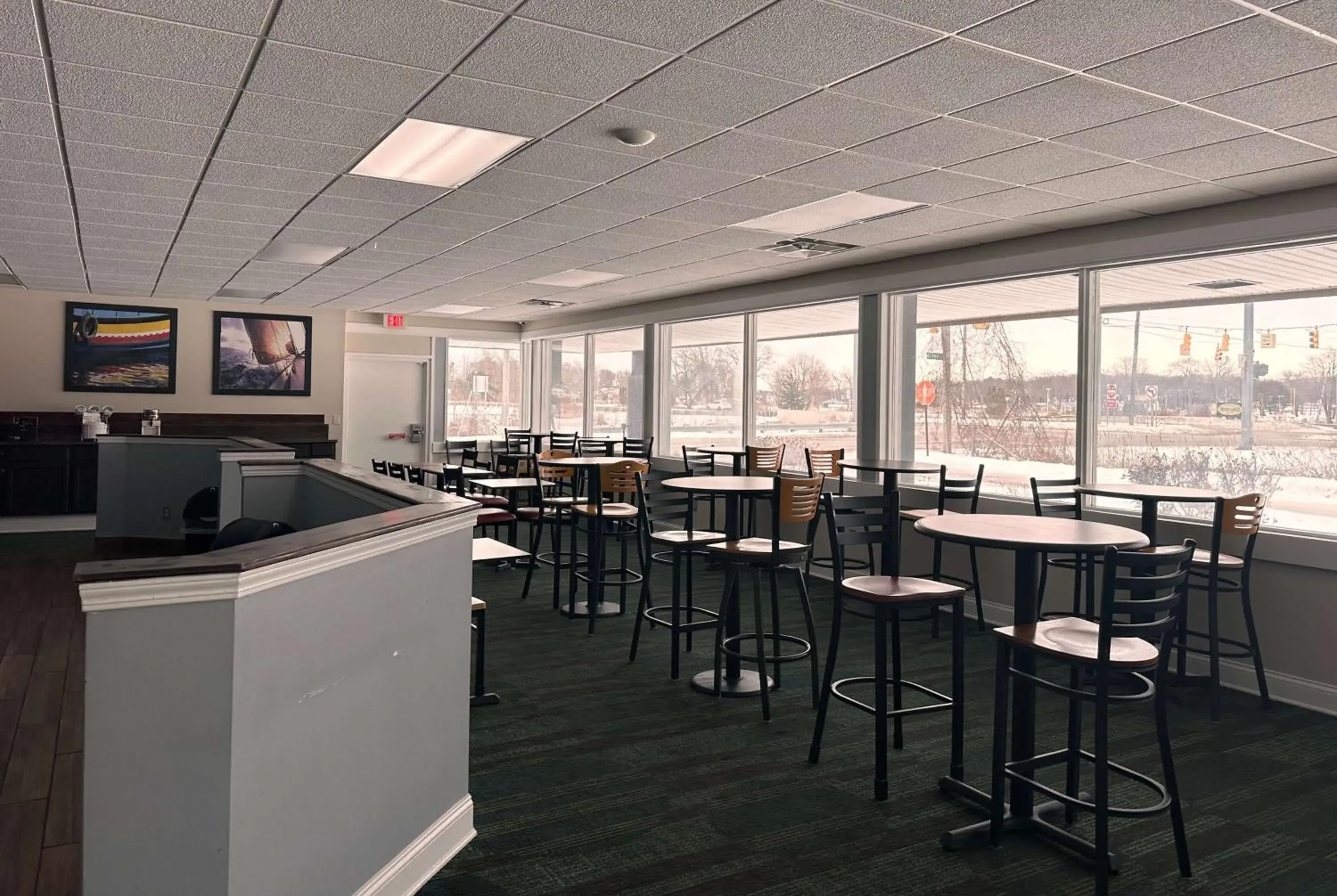 Breakfast in Clarion Inn & Suites Breakfast in Clarion Inn & Suites