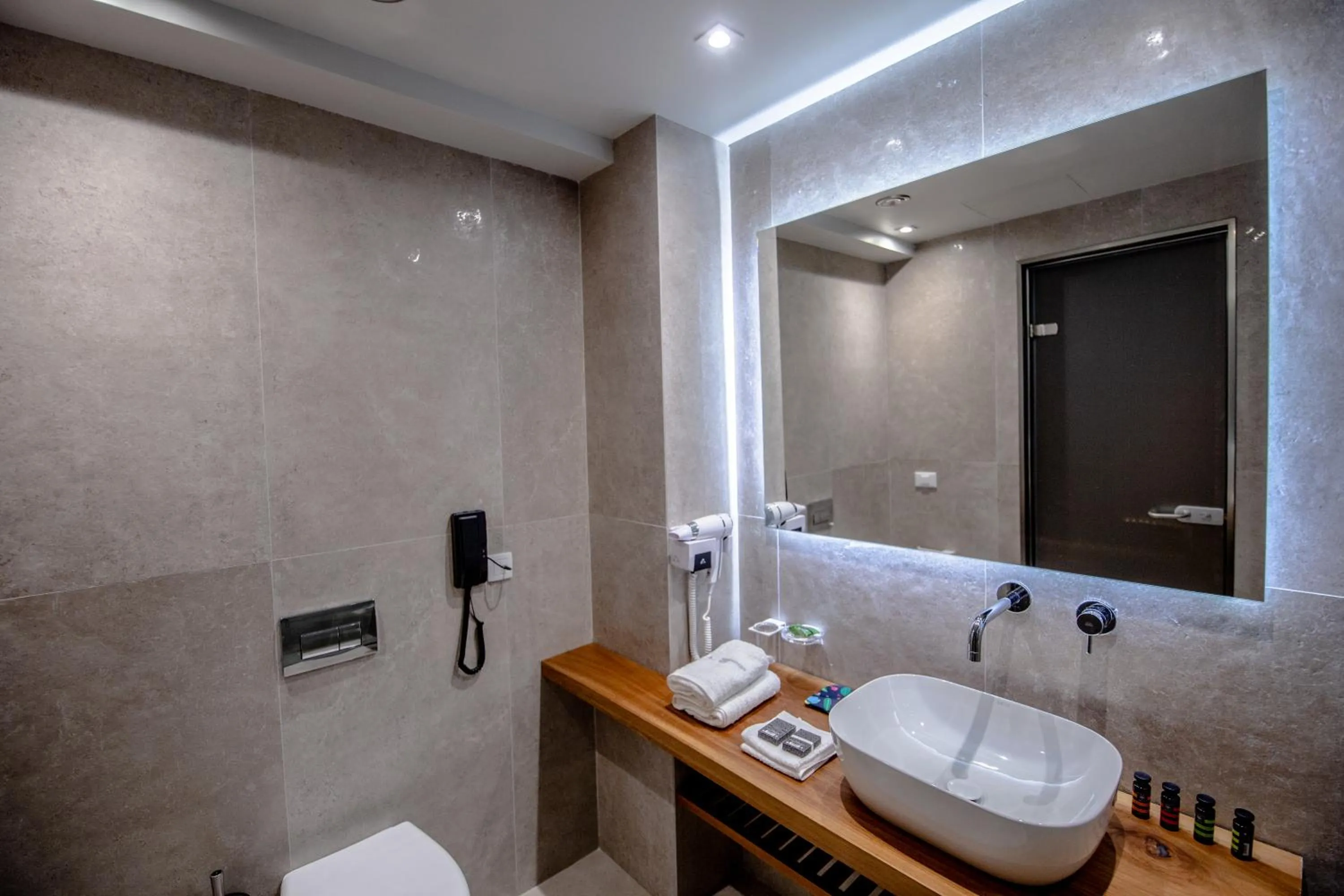 Toilet in Messinian Icon Hotel & Suites