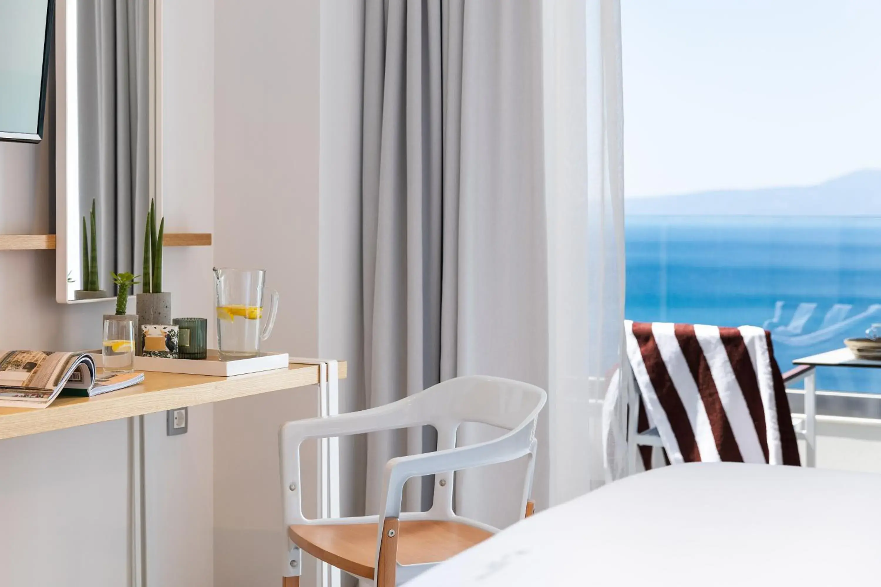 Superior Double or Twin Room with Sea View in Messinian Icon Hotel & Suites Superior Double or Twin Room with Sea View in Messinian Icon Hotel & Suites