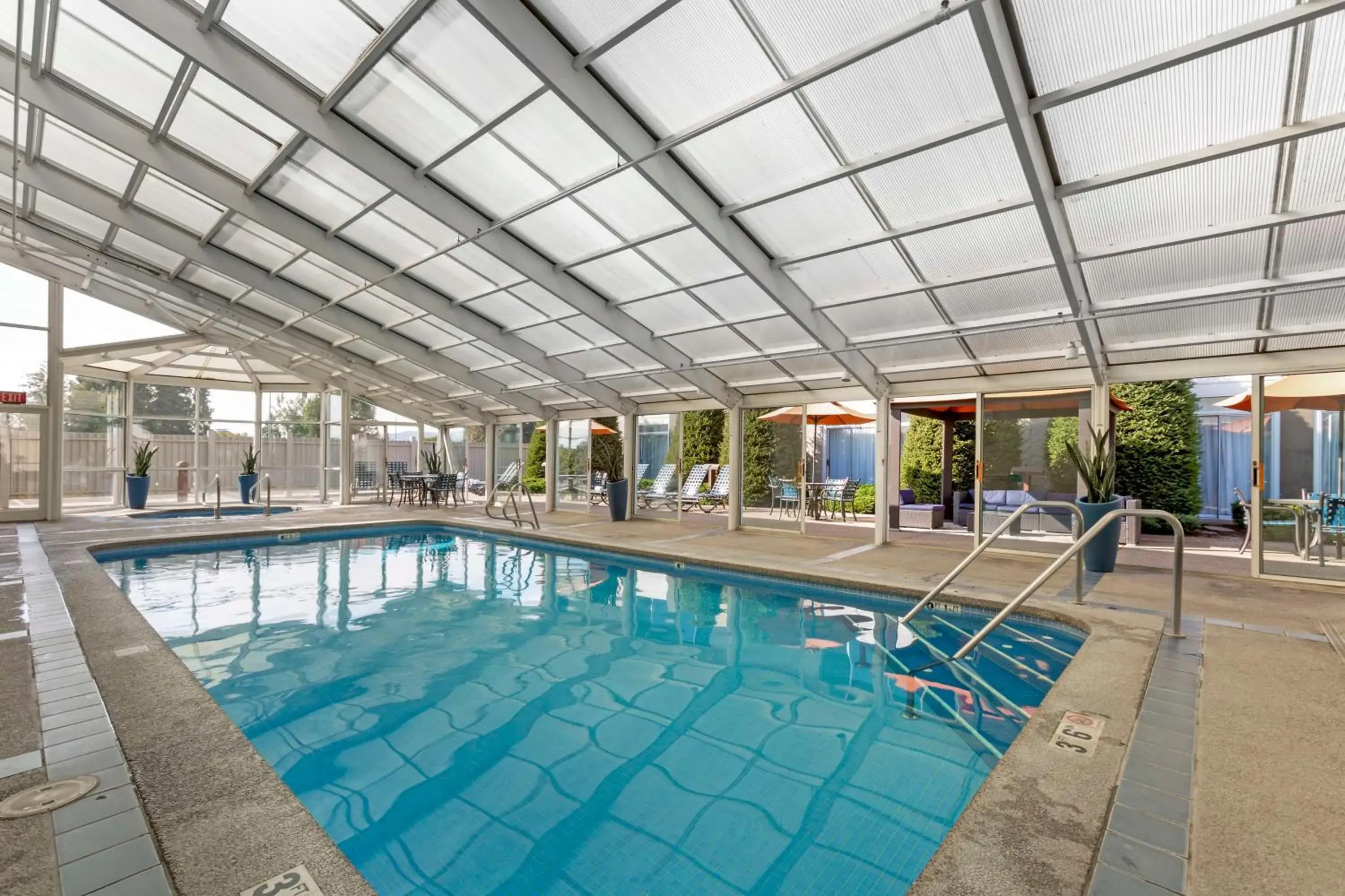 Pool view in Best Western Plus Coeur d'Alene Inn Pool view in Best Western Plus Coeur d'Alene Inn