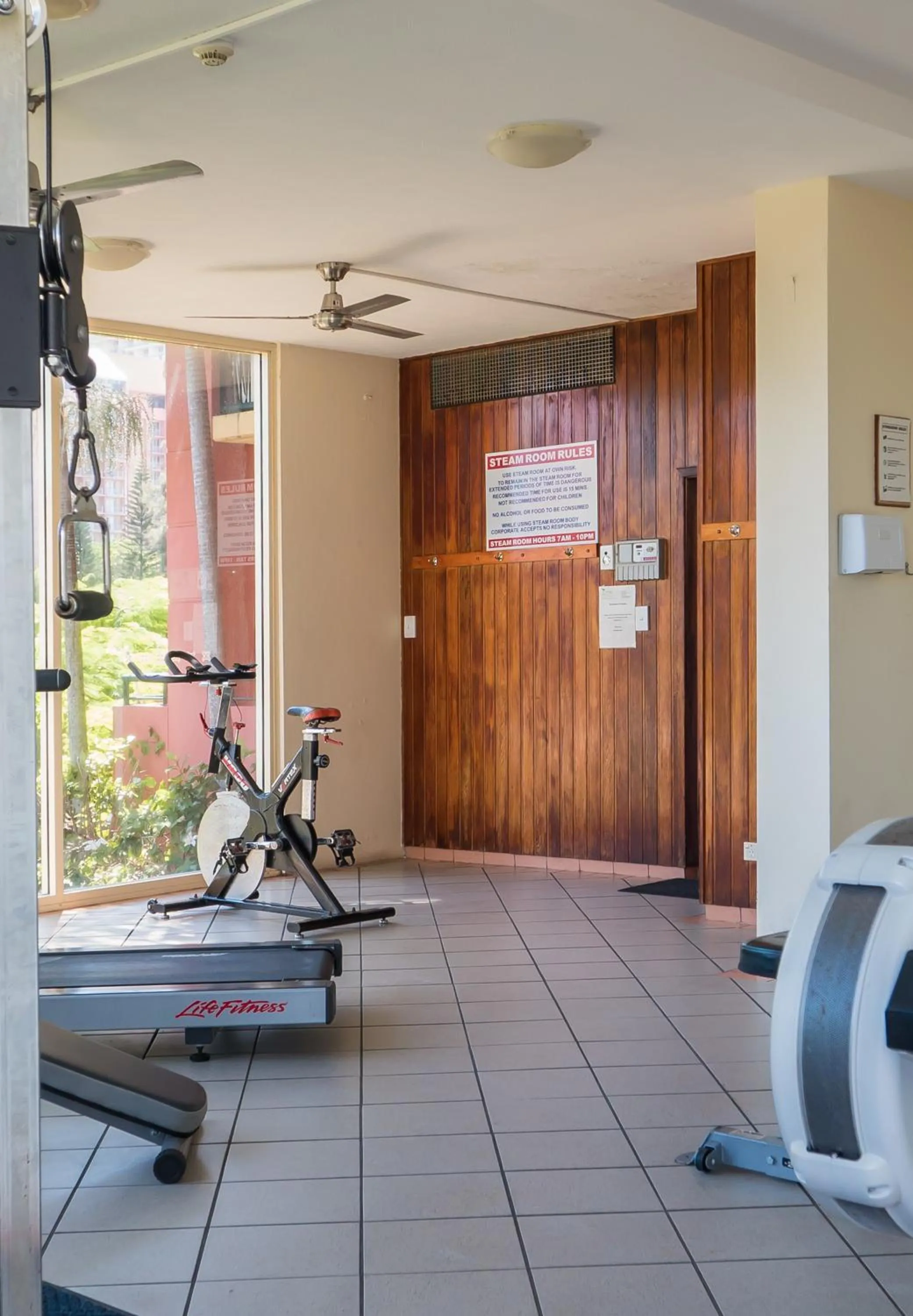 Fitness centre/facilities in Paradise Island Resort