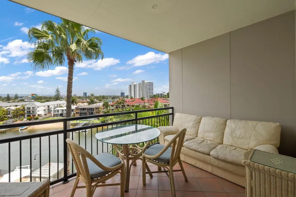 Paradise Island Resort