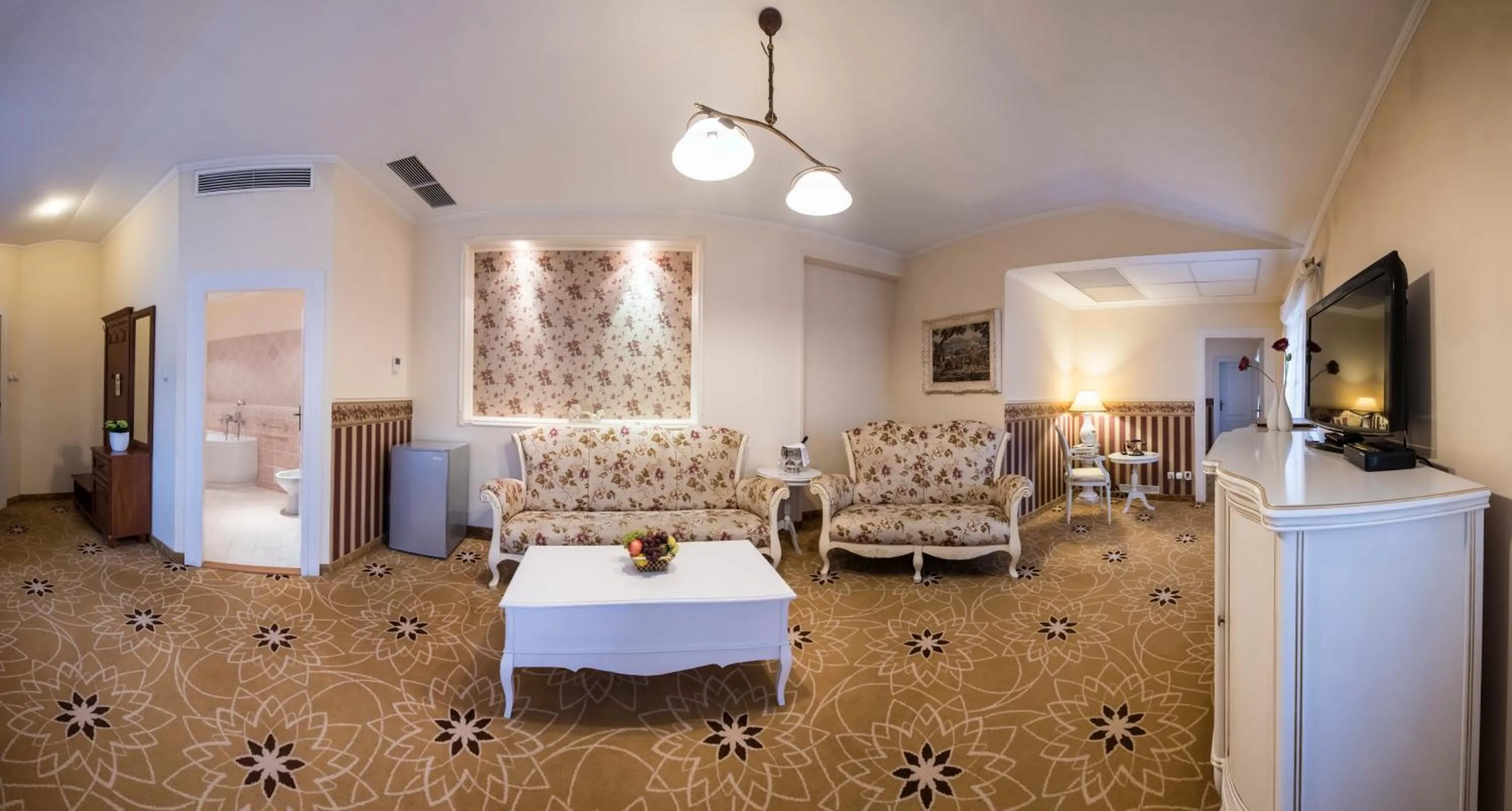 Living room in Golden Royal Boutique Hotel & Spa