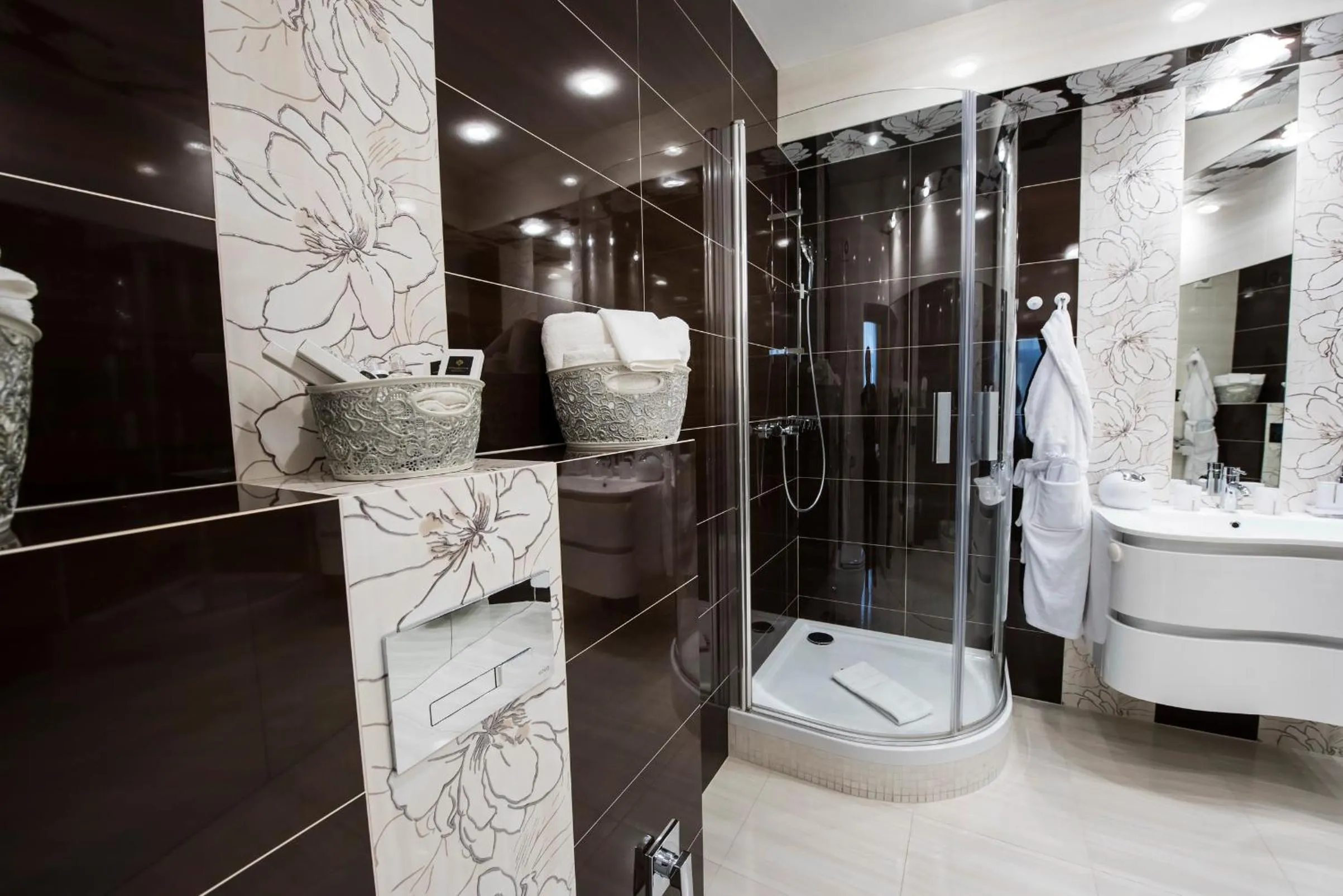 Bathroom in Golden Royal Boutique Hotel & Spa