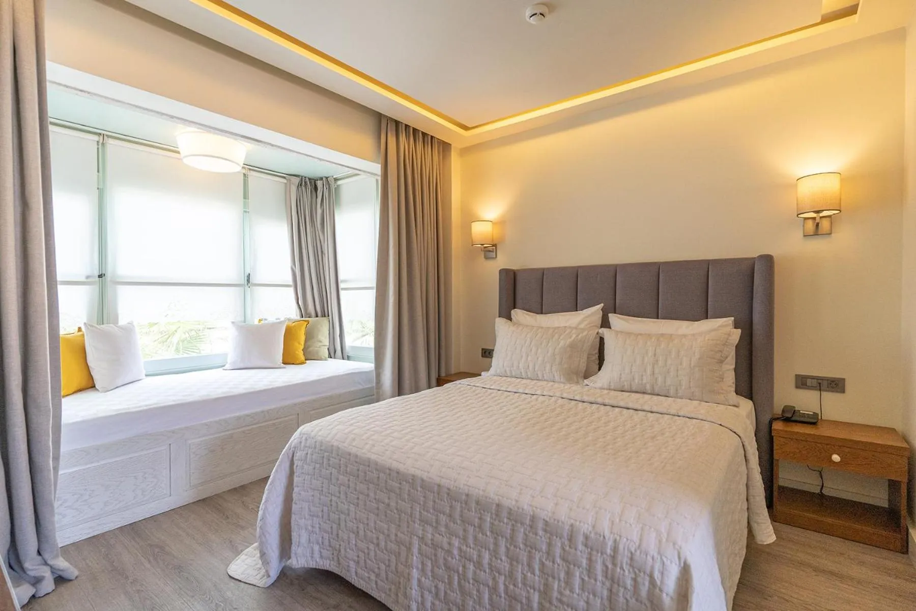 Bed in Casa Luna Hotel - Adult Only
