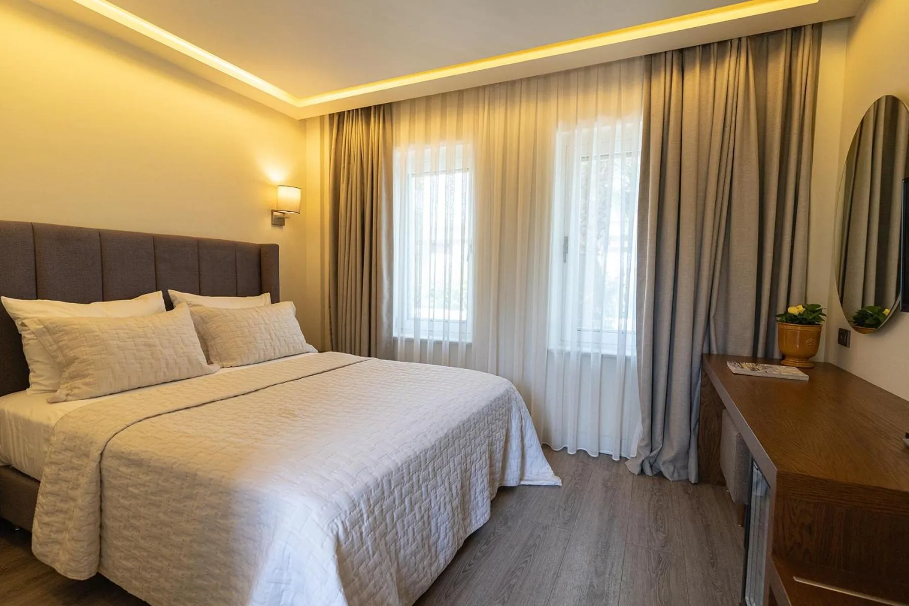Bed in Casa Luna Hotel - Adult Only