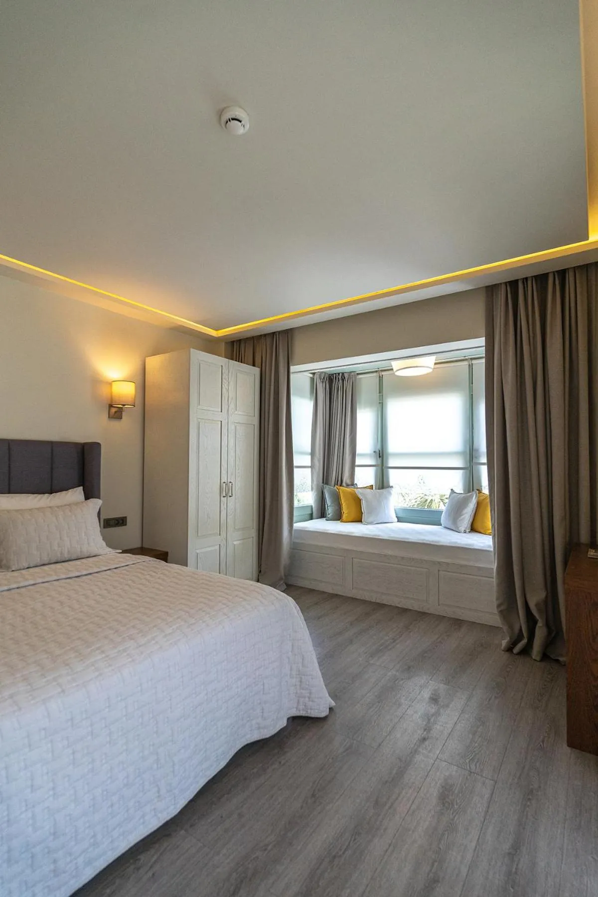 Bed in Casa Luna Hotel - Adult Only