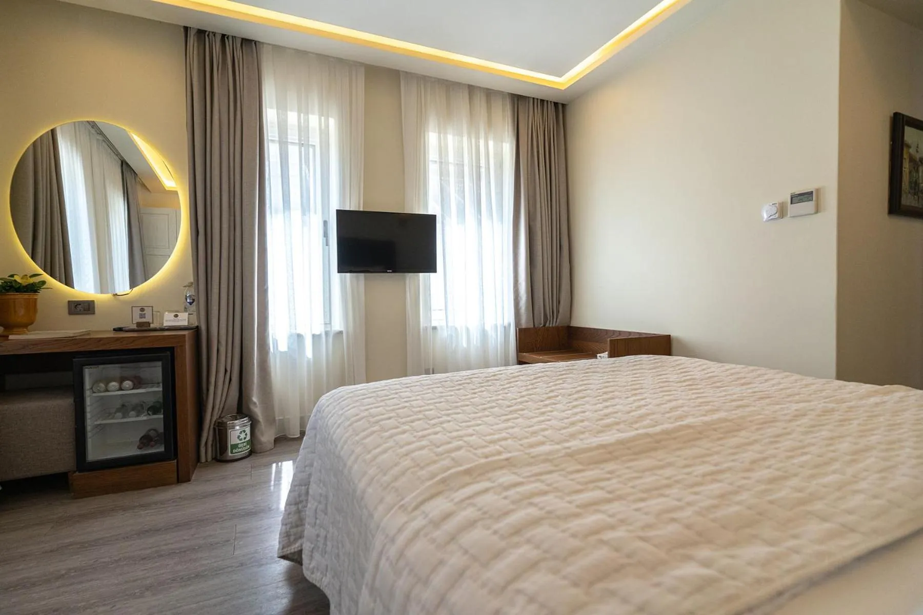 Bed in Casa Luna Hotel - Adult Only