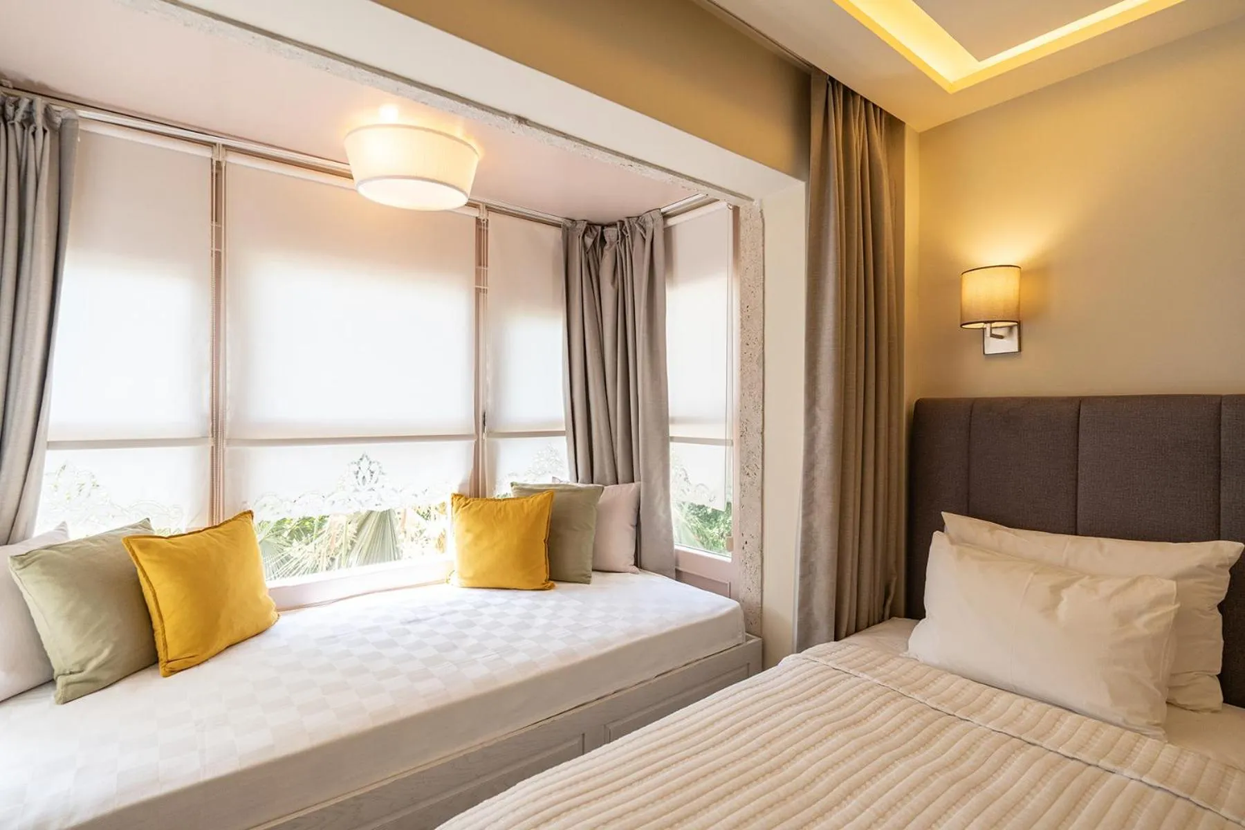 Bed in Casa Luna Hotel - Adult Only
