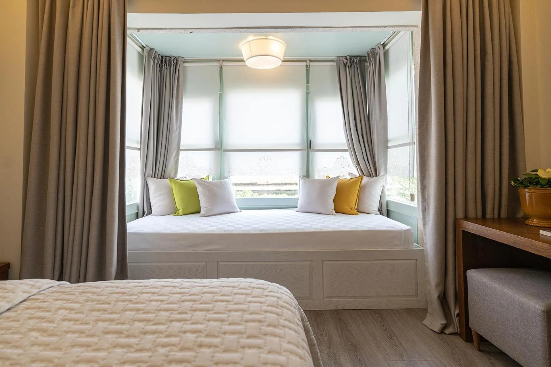 Bed in Casa Luna Hotel - Adult Only