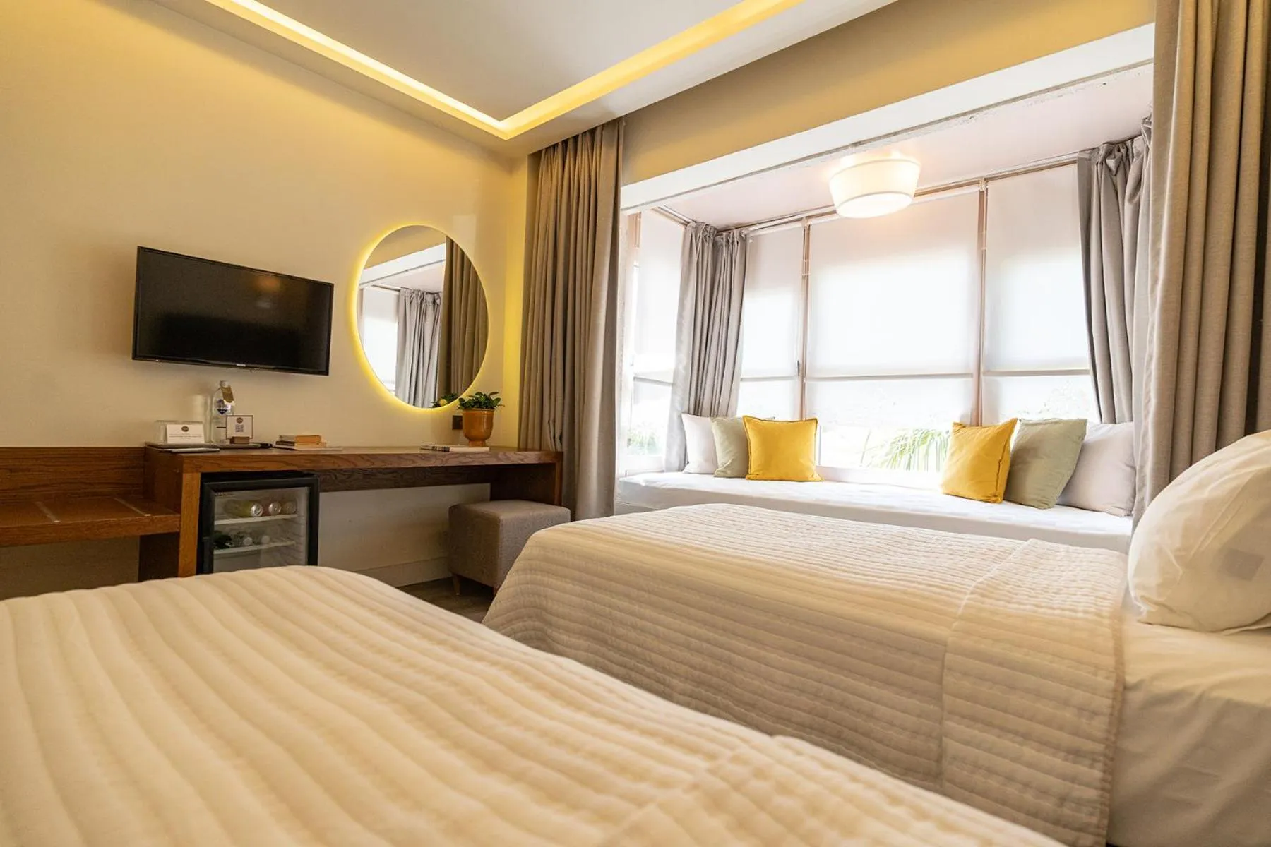 Bed in Casa Luna Hotel - Adult Only