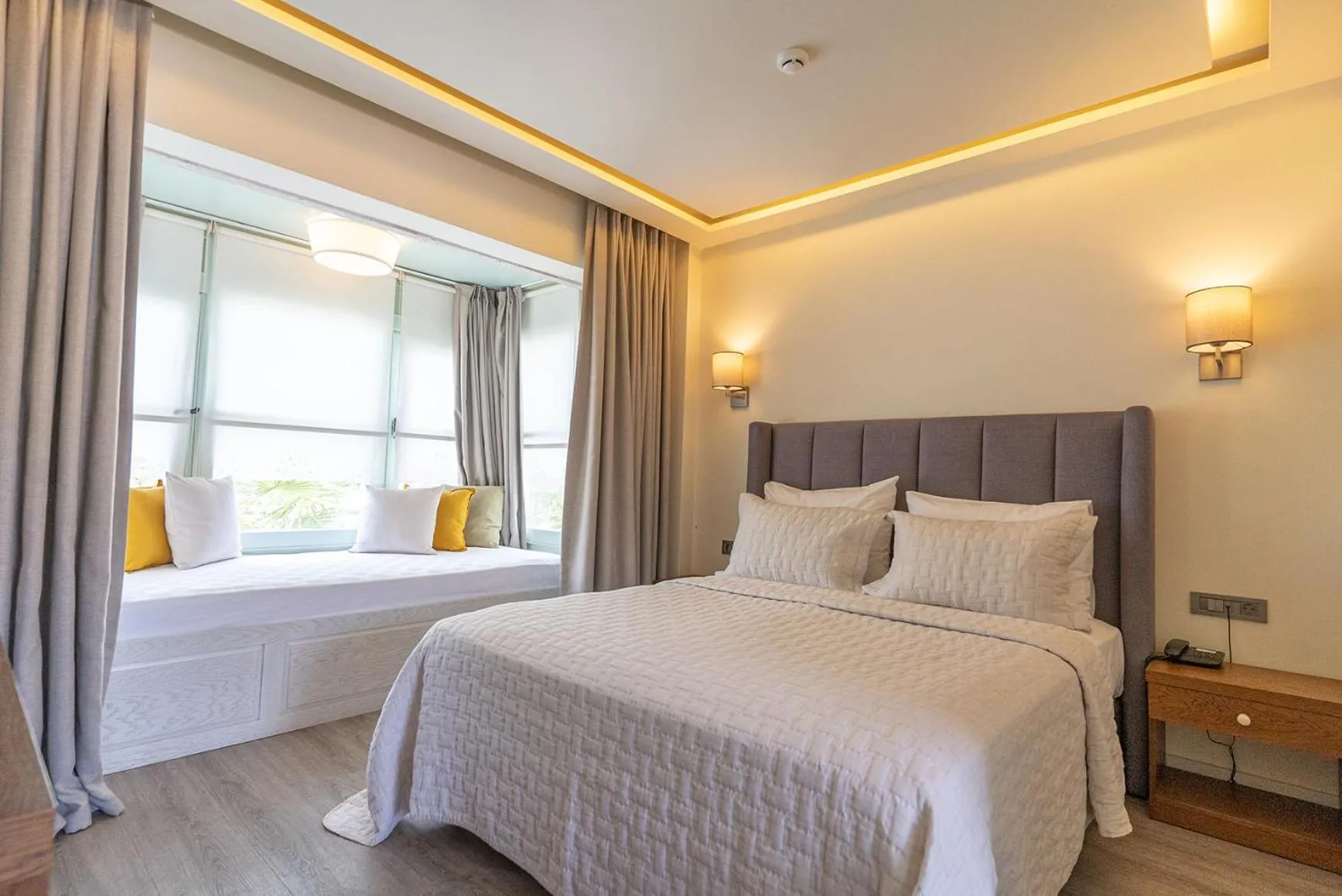 Bed in Casa Luna Hotel - Adult Only