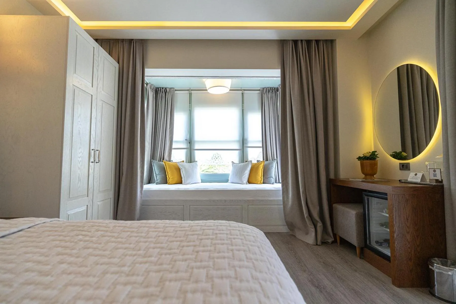Bed in Casa Luna Hotel - Adult Only