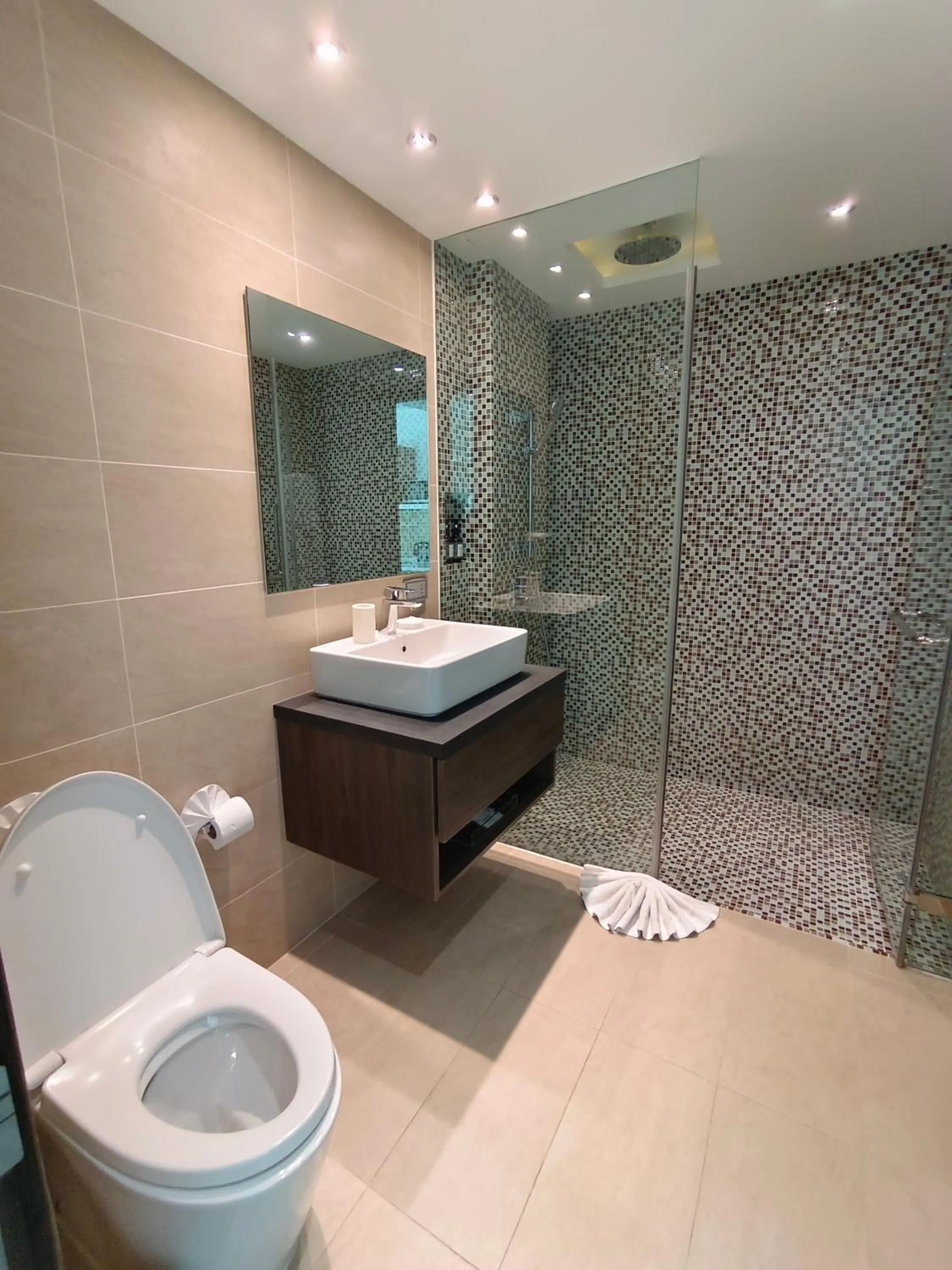 Bath in Absolute Twin Sands Resort & Spa - SHA Extra Plus