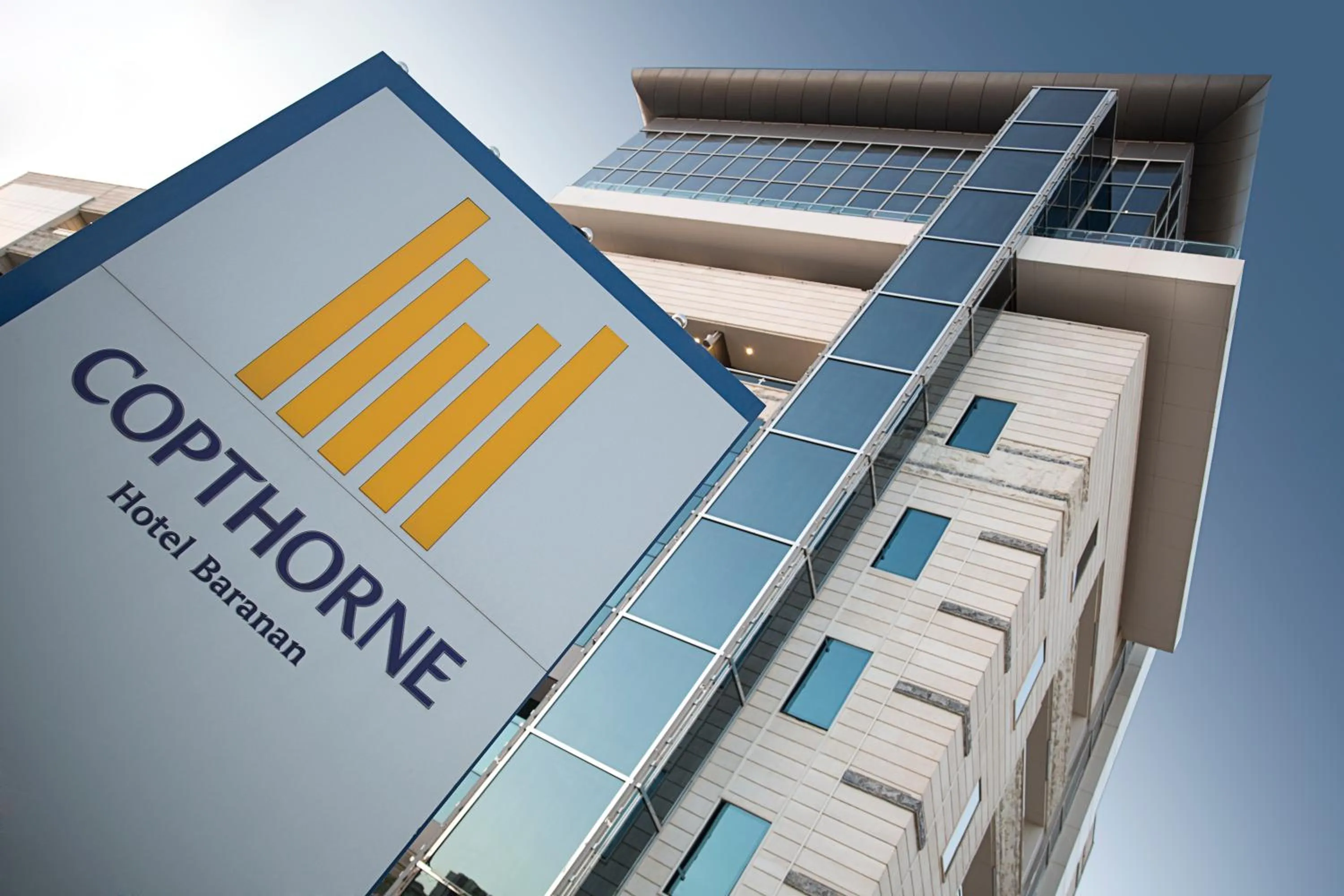 Facade/entrance in Copthorne Hotel Baranan