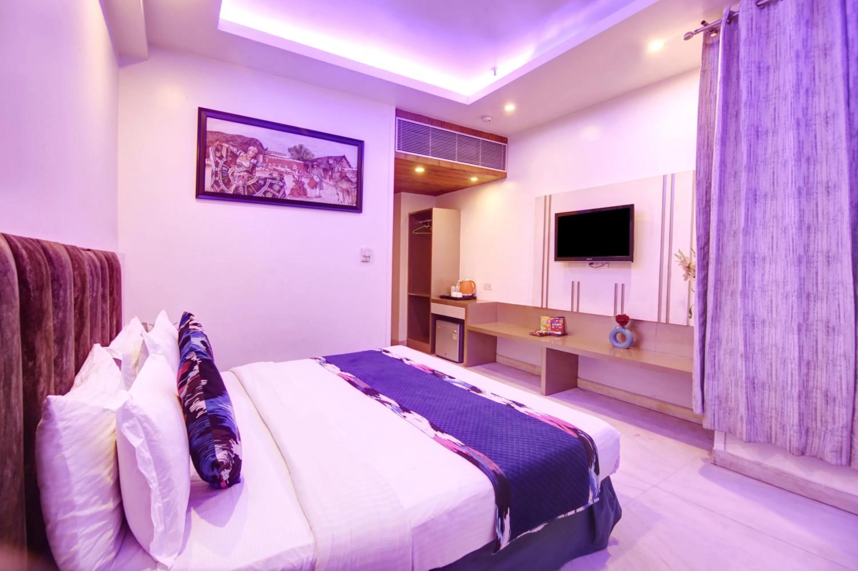 Bed in Hotel All Iz Well - Traveller Choice Award winner 2025