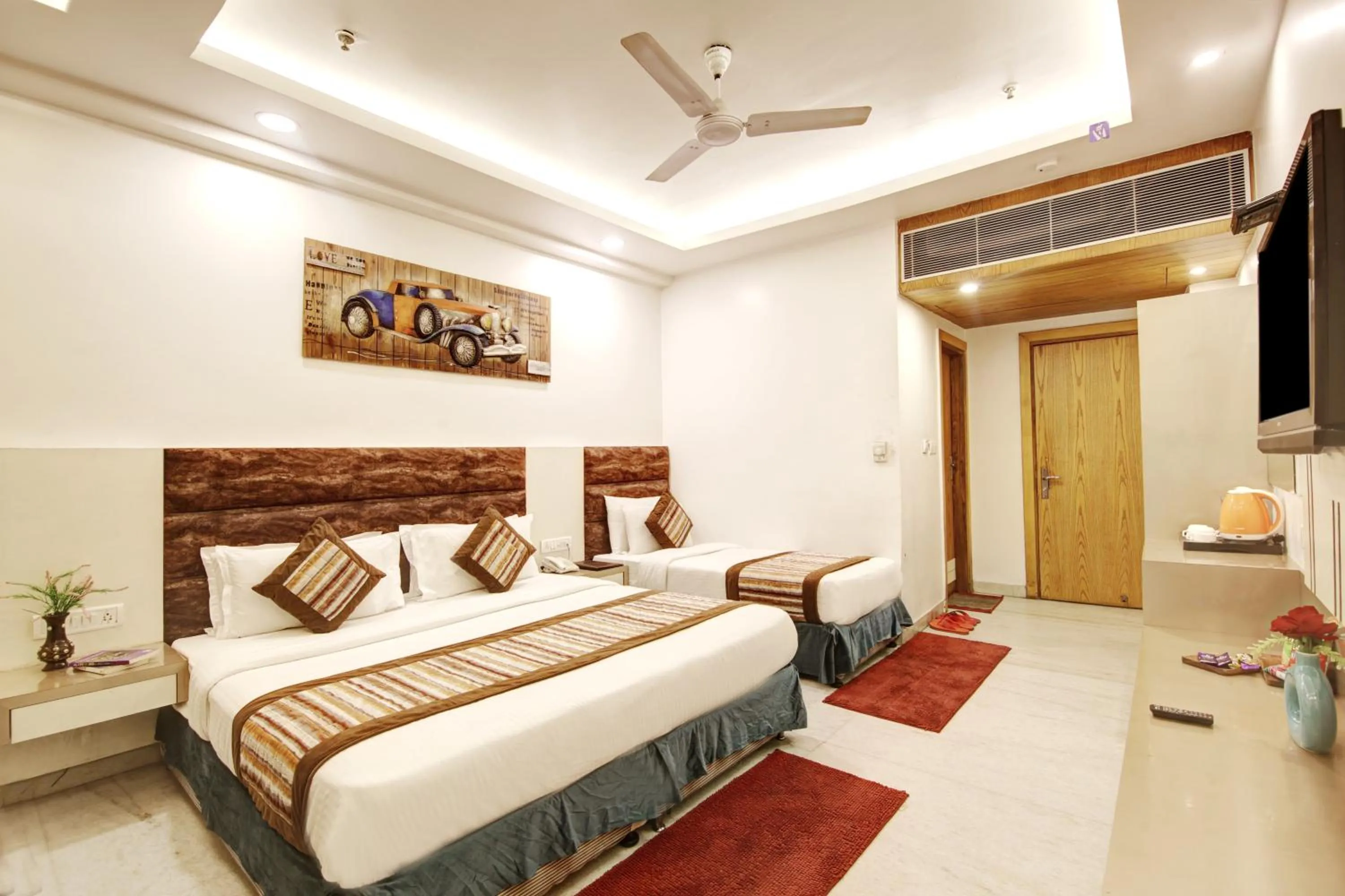 Bed in Hotel All Iz Well - Traveller Choice Award winner 2025