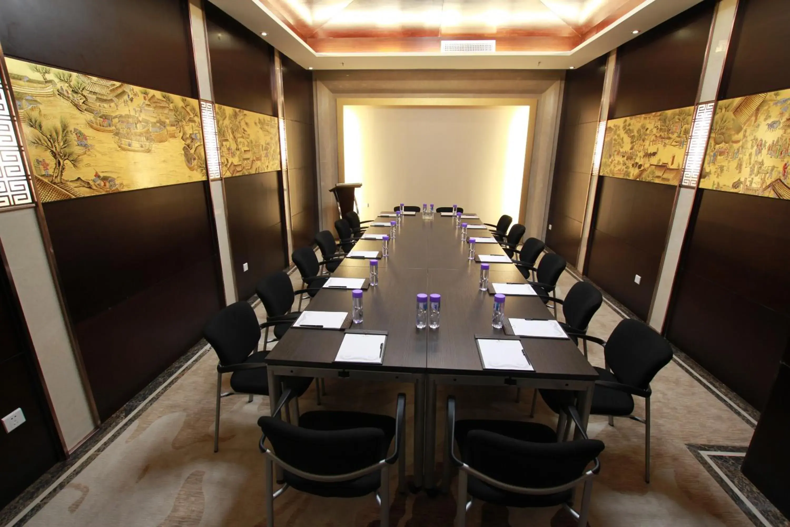 Business facilities in Fortune Hotel