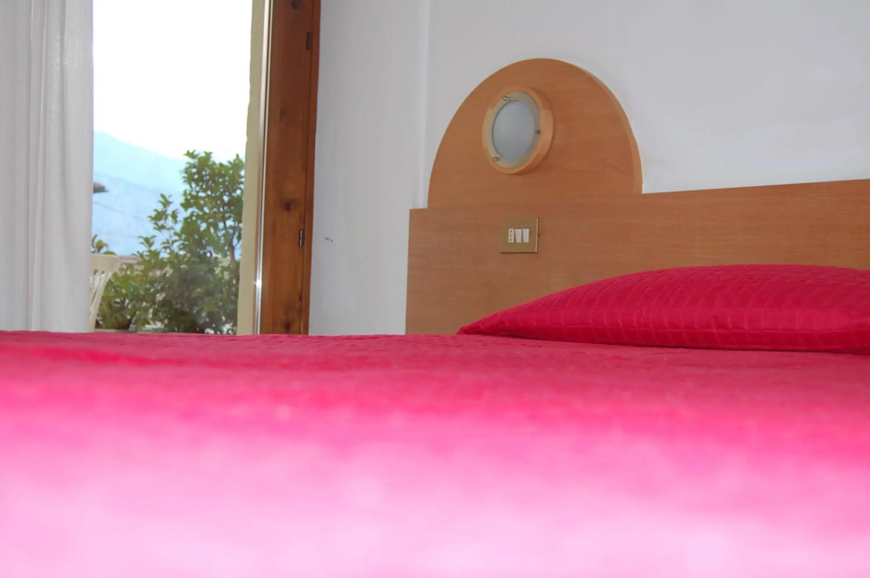 bunk bed, Bed in Hotel e Ristorante Cassone