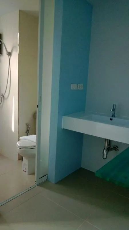 Toilet in Nantra Chaweng Beach Hotel