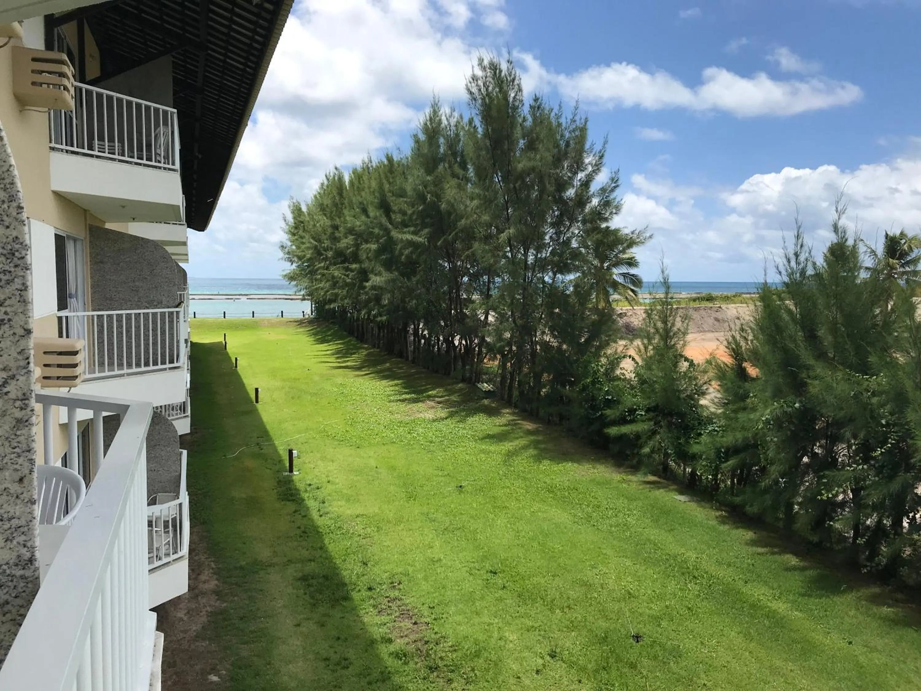 Garden view in Marupiara Suites Flats