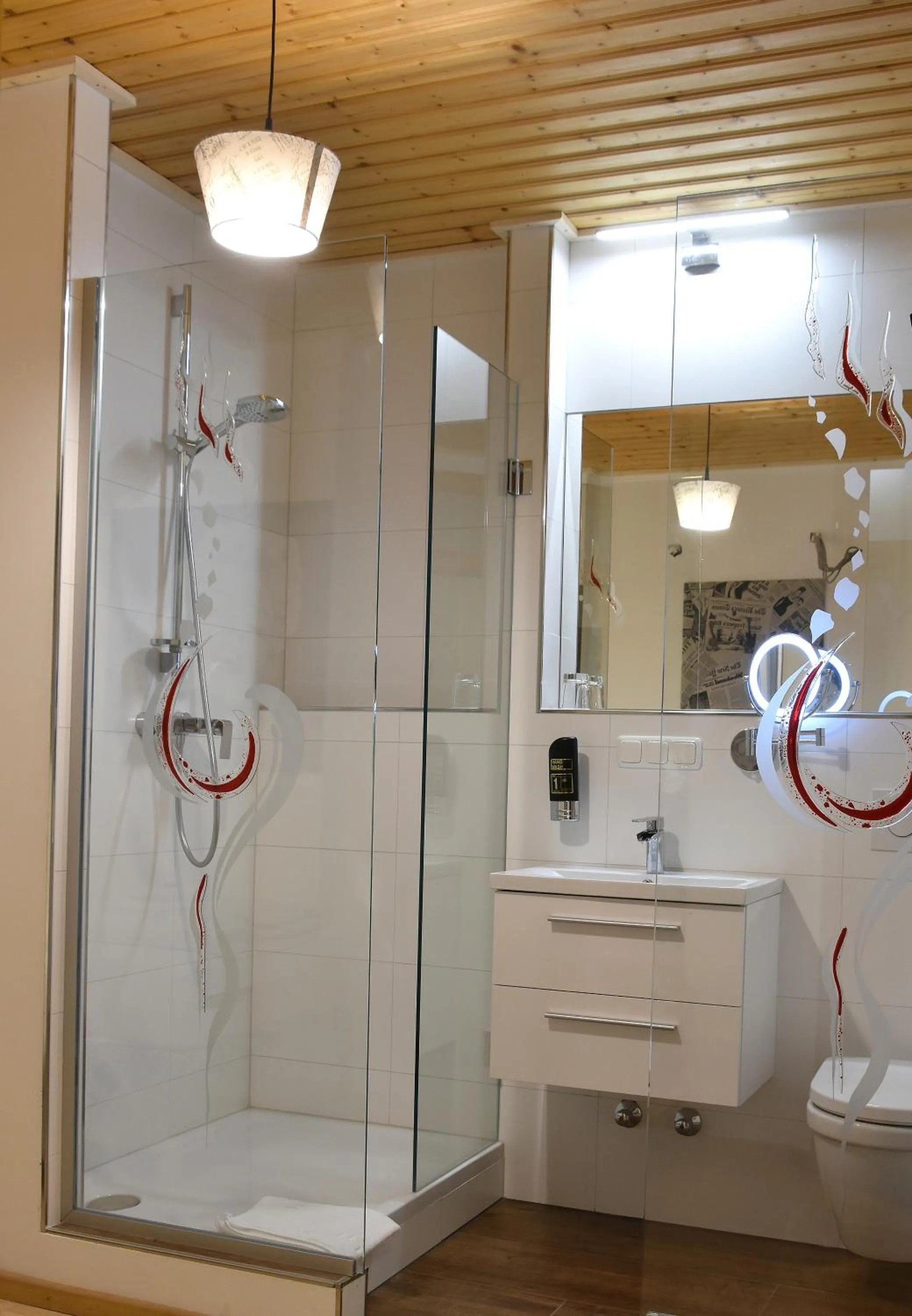 Bathroom in Hotel Torwirt