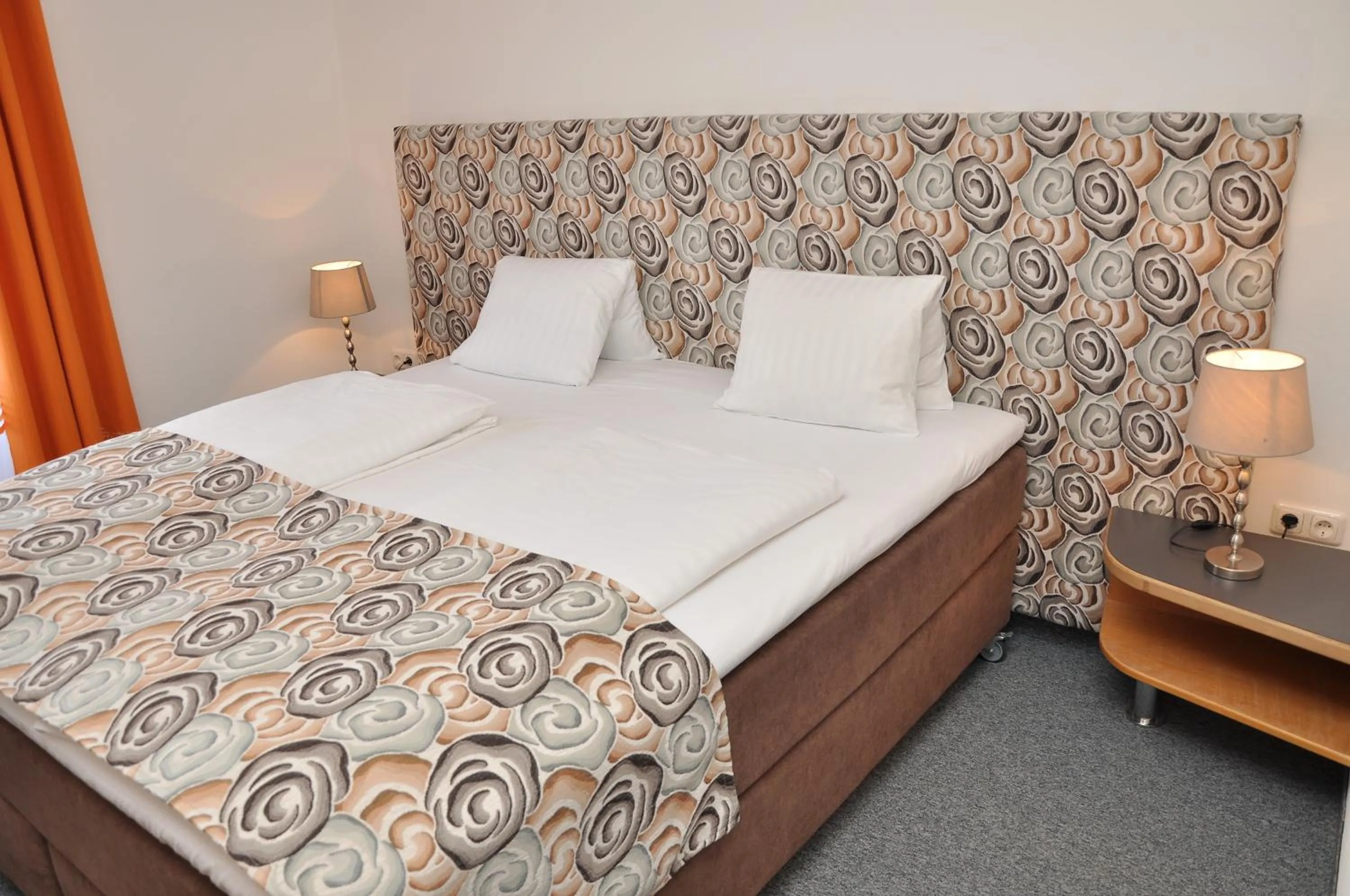 Bed in Hotel Torwirt