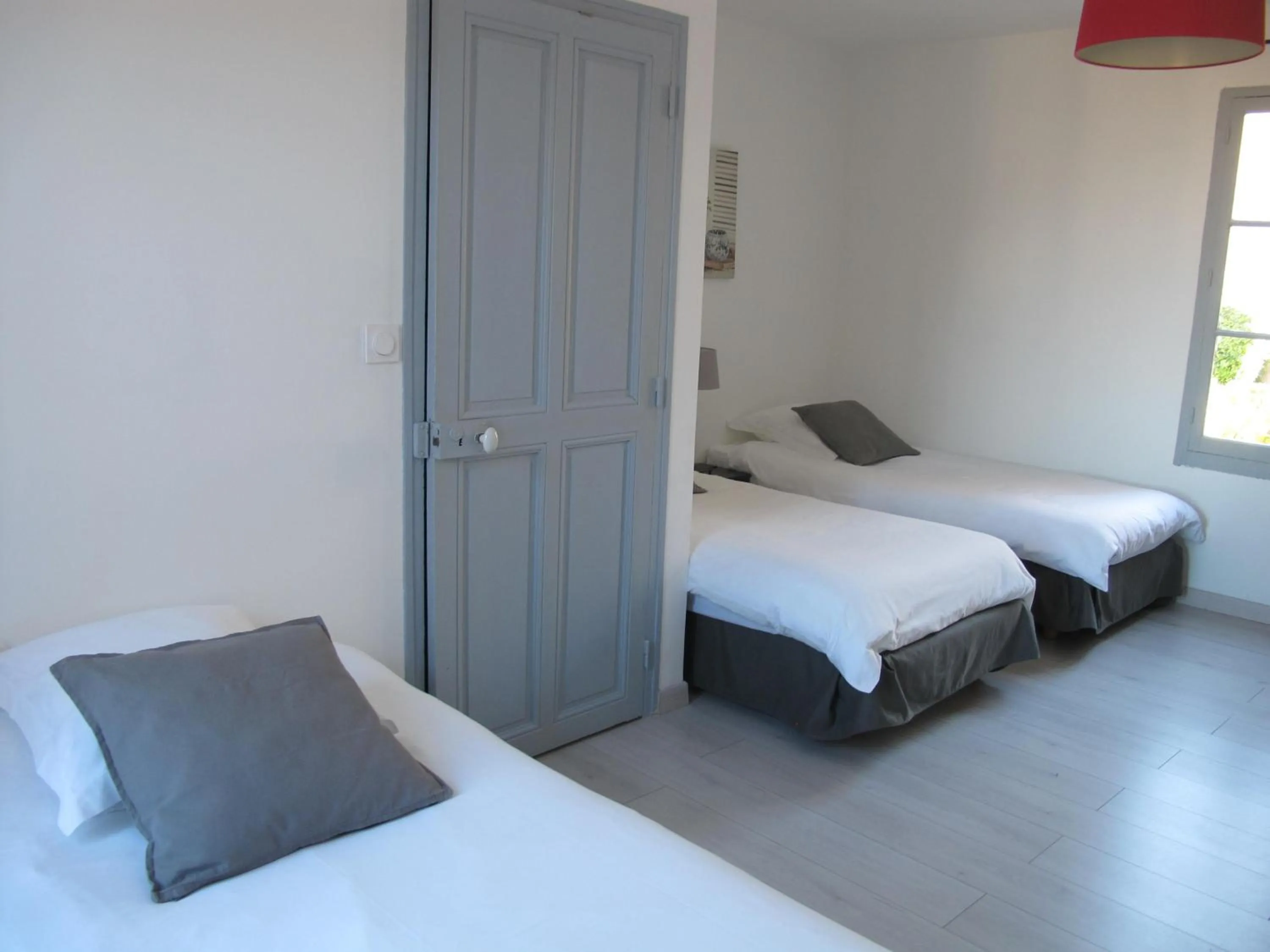 Bedroom, Bed in Le Guintrand