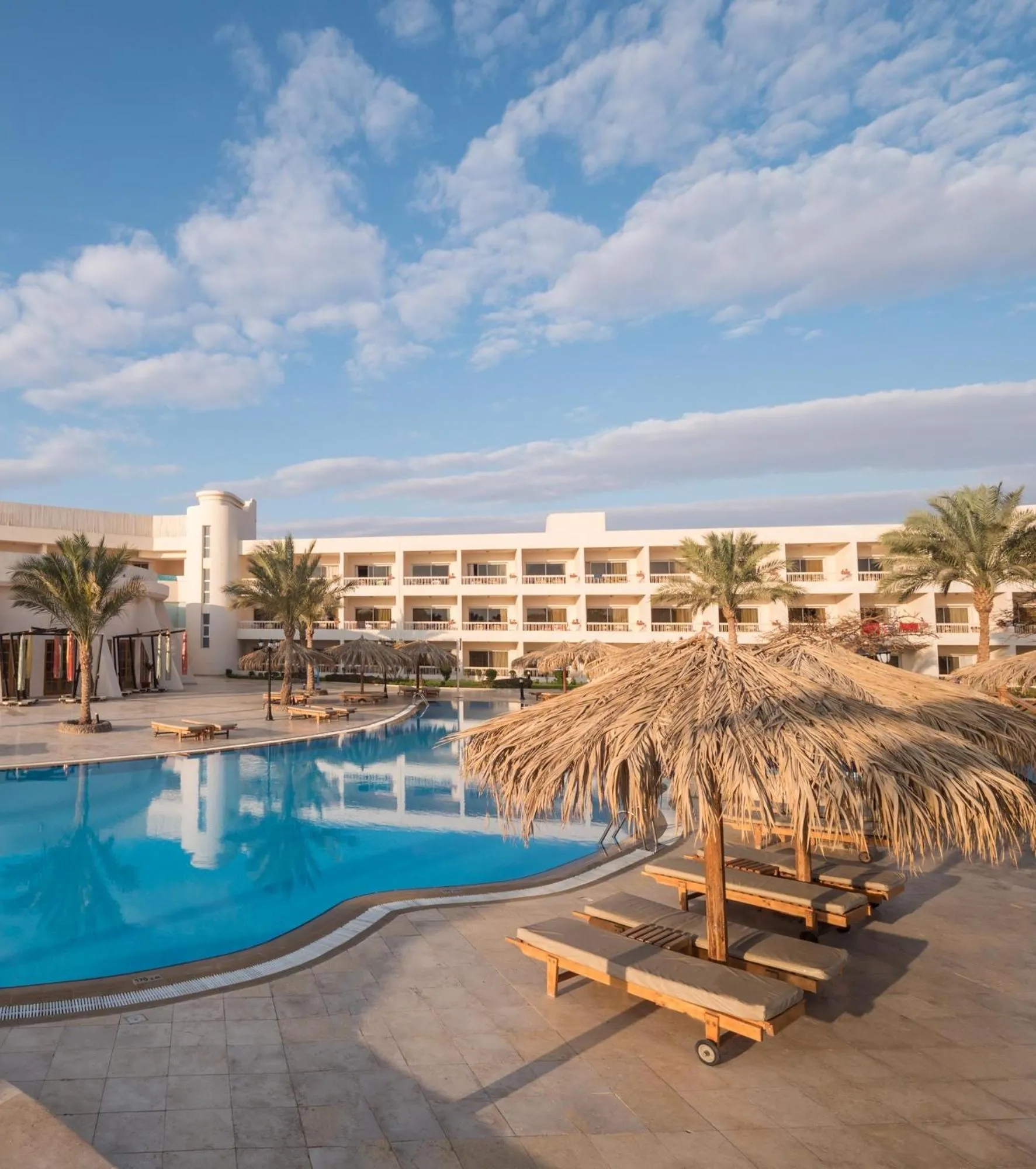 Swimming pool in Hurghada Long Beach Resort
