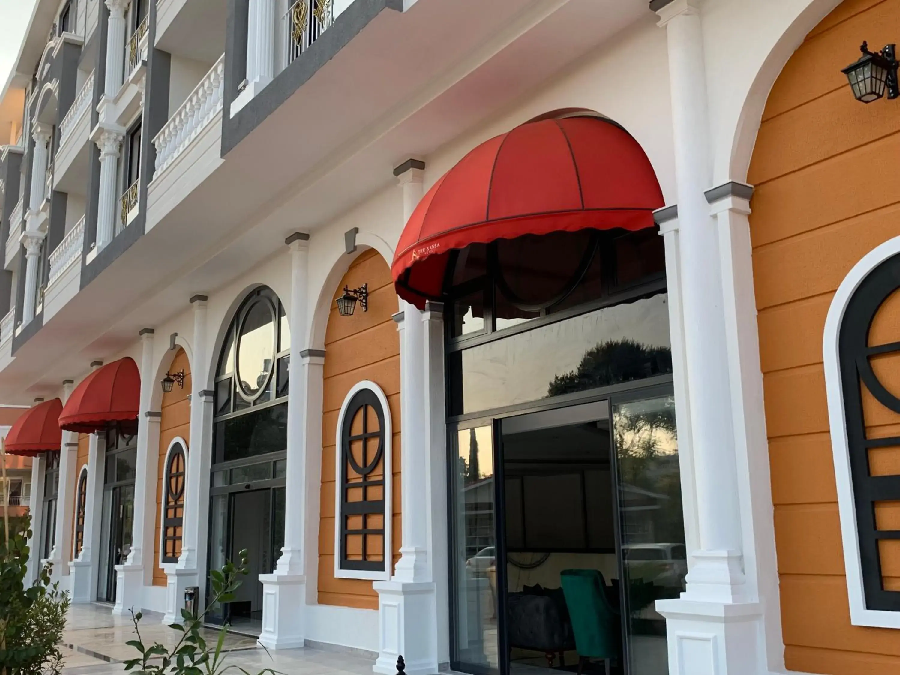 Facade/entrance in The Sansa Hotel & Spa Facade/entrance in The Sansa Hotel & Spa
