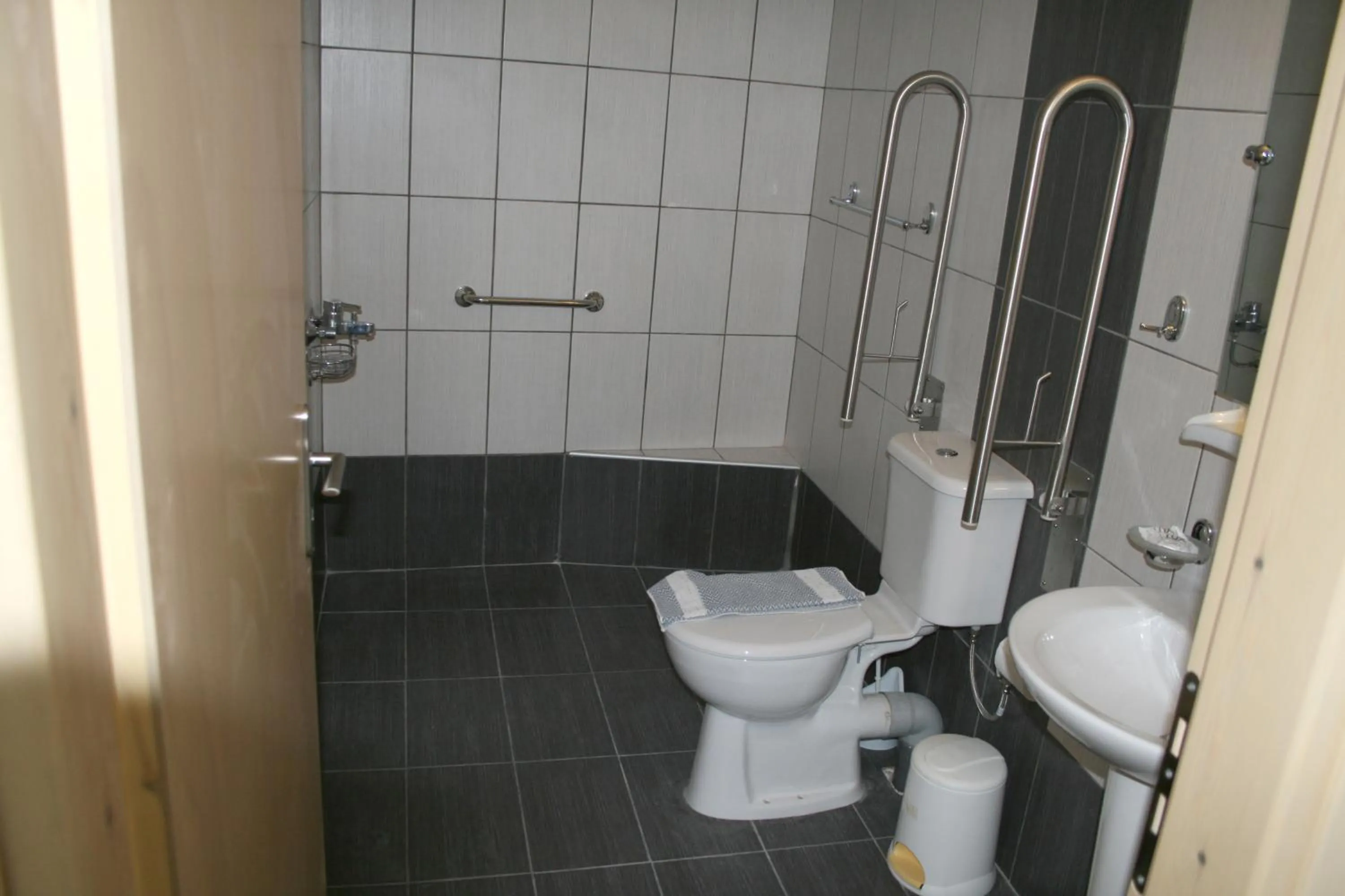 Toilet in Agios Pavlos Hotel