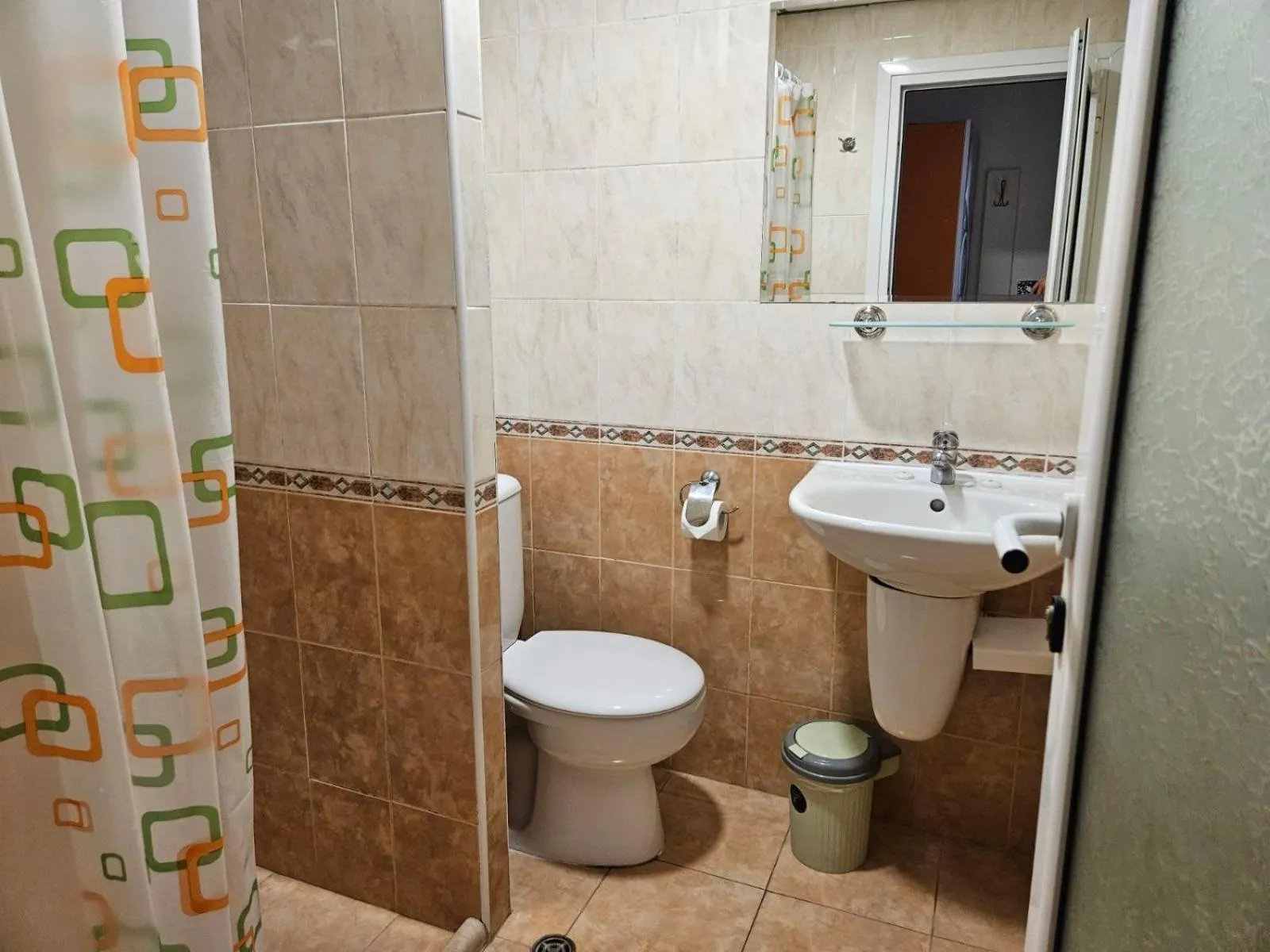 Bathroom in Paralax Hotel