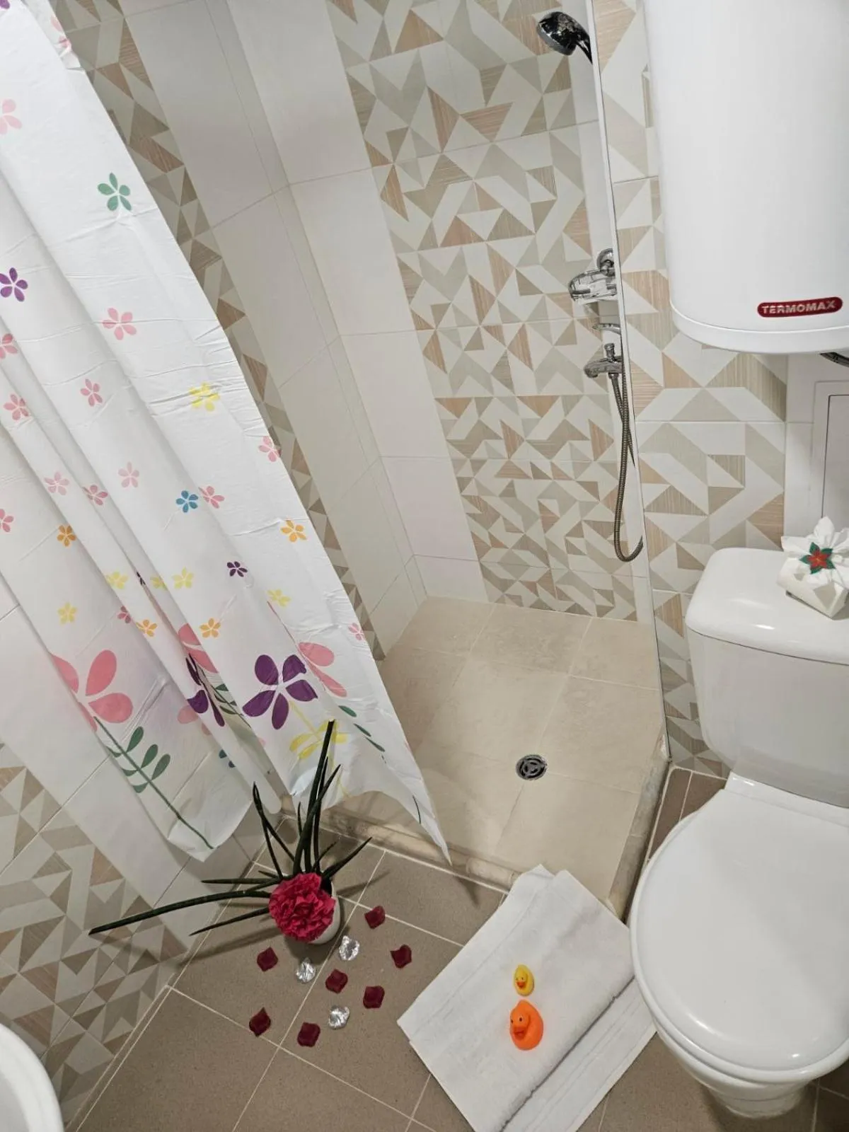 Bathroom in Paralax Hotel