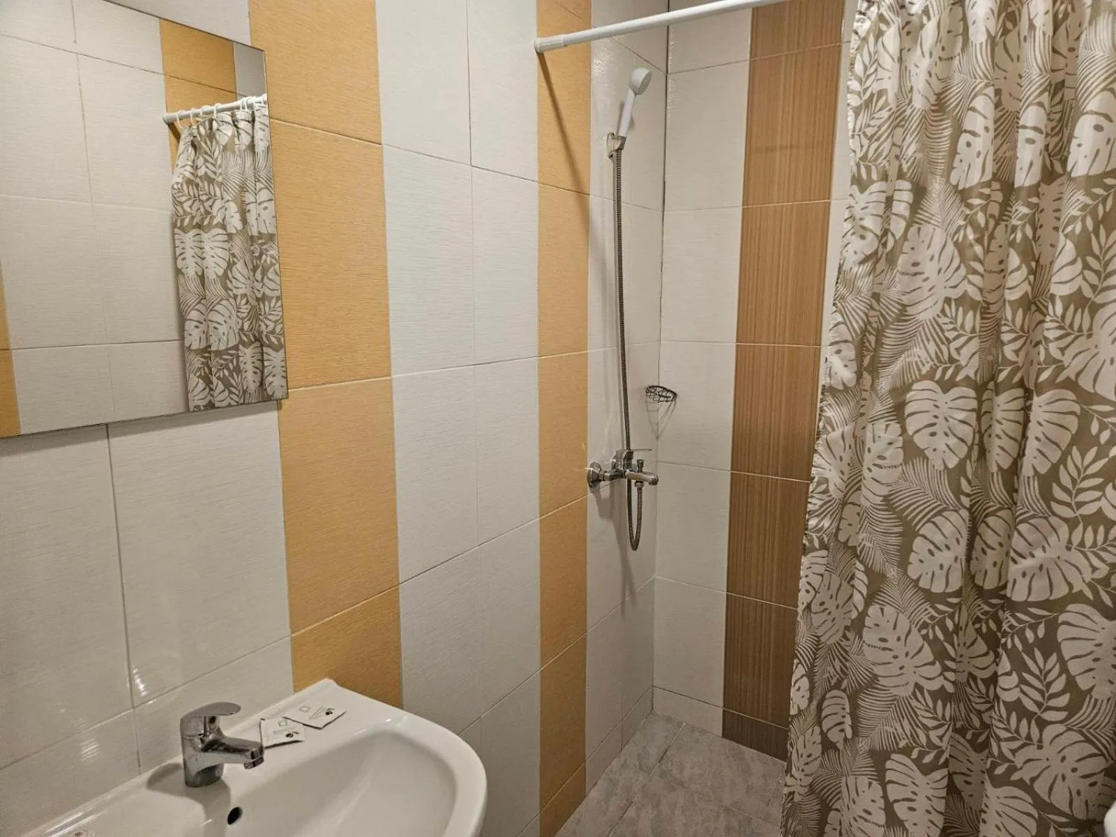 Bathroom in Paralax Hotel