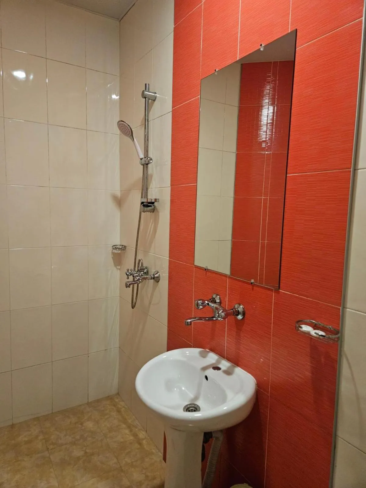 Bathroom in Paralax Hotel