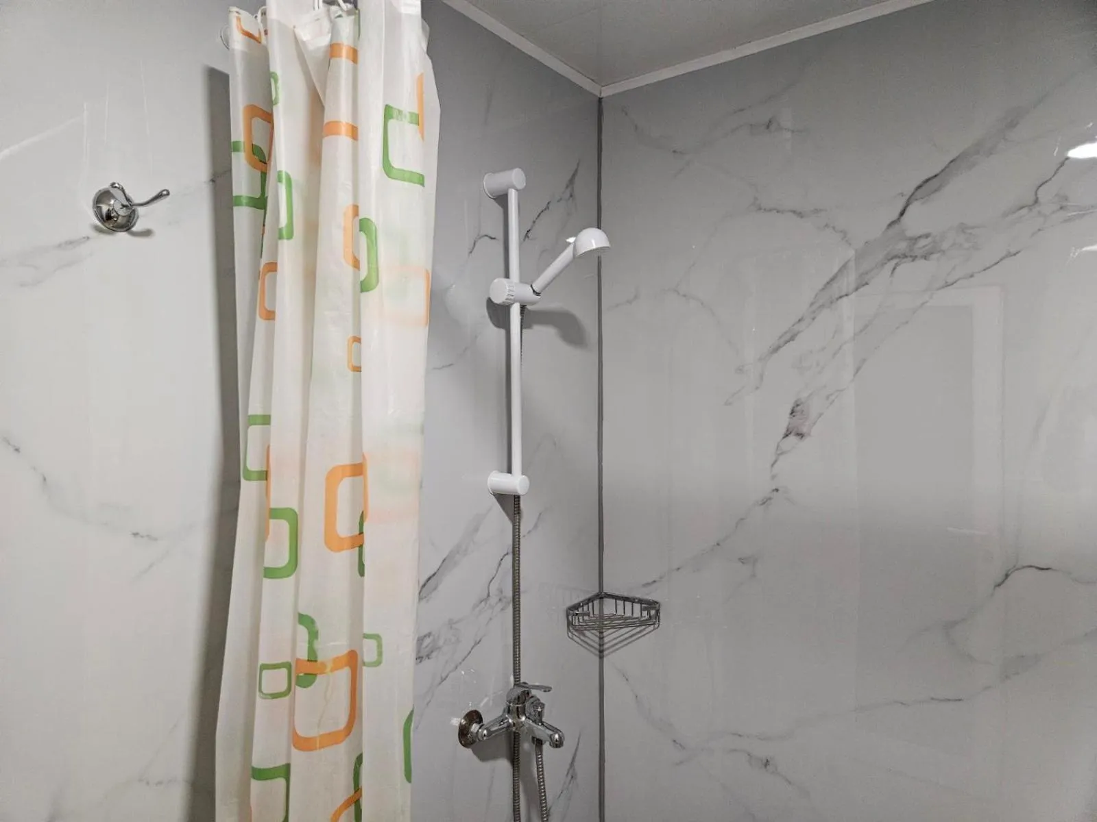 Bathroom in Paralax Hotel