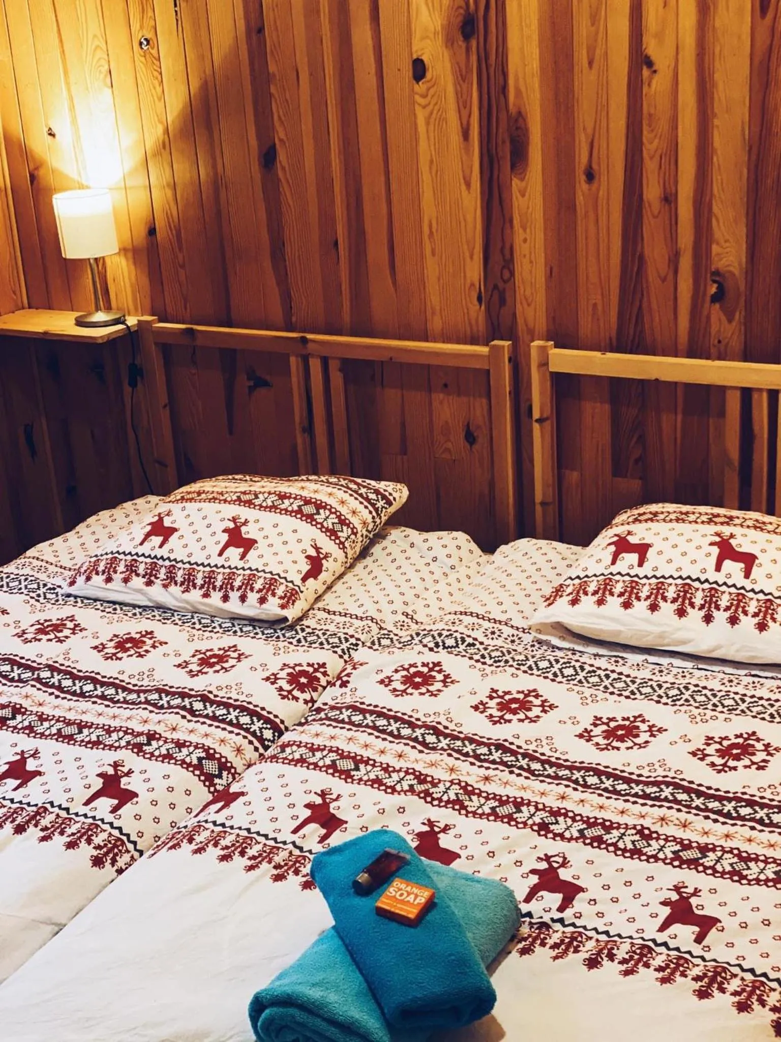 Property building, Bed in Camping, Hôtel De Plein Air Les Cariamas