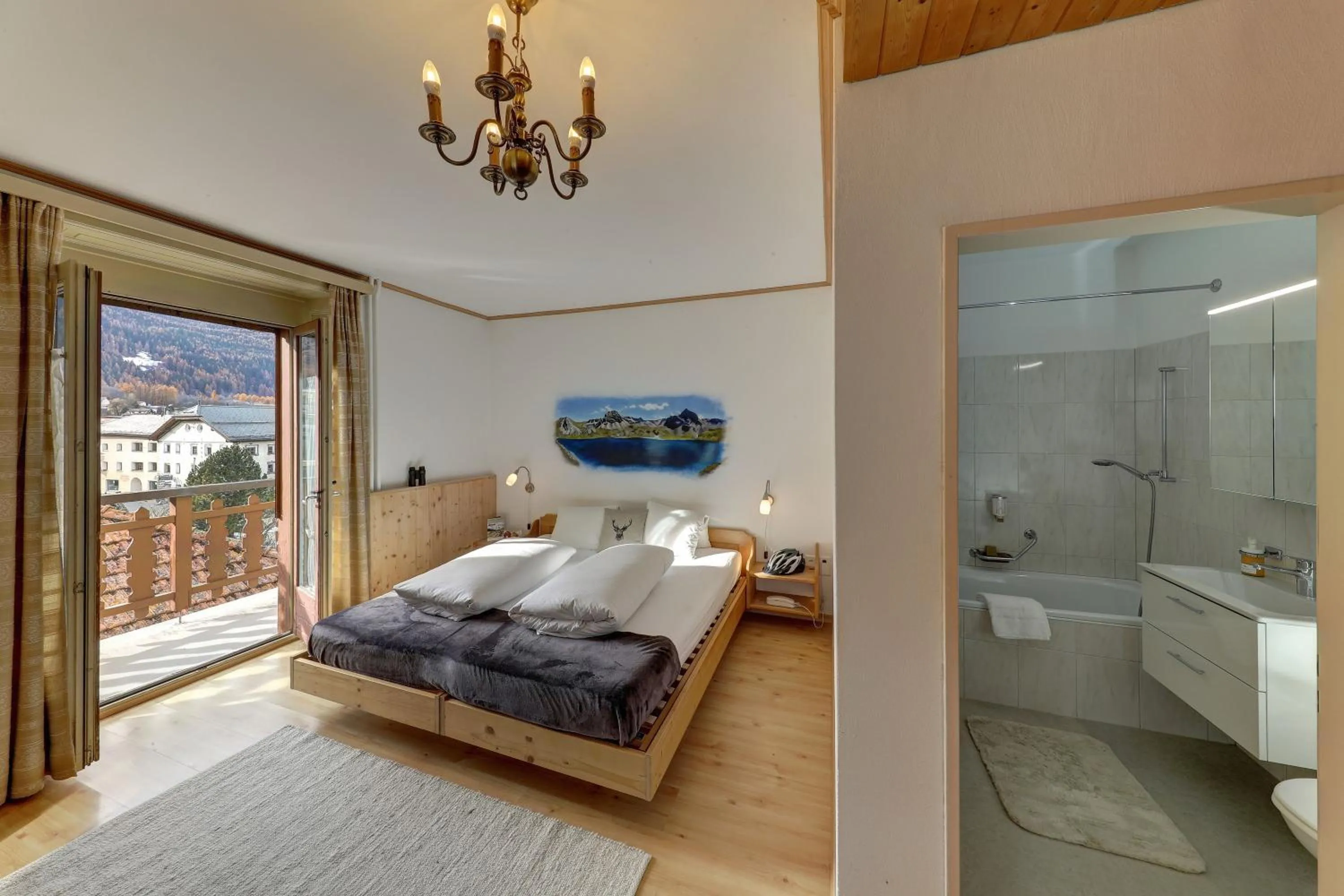 Bathroom in Hotel Schweizerhof Sta Maria