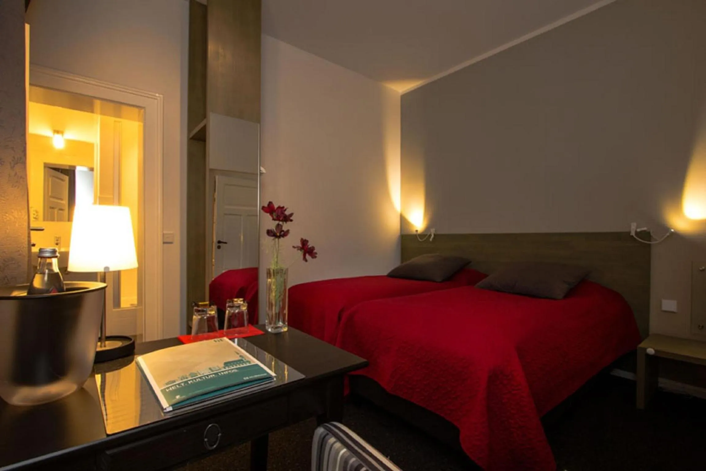 Bed in 1891 Hildesheim Boutique Hotel