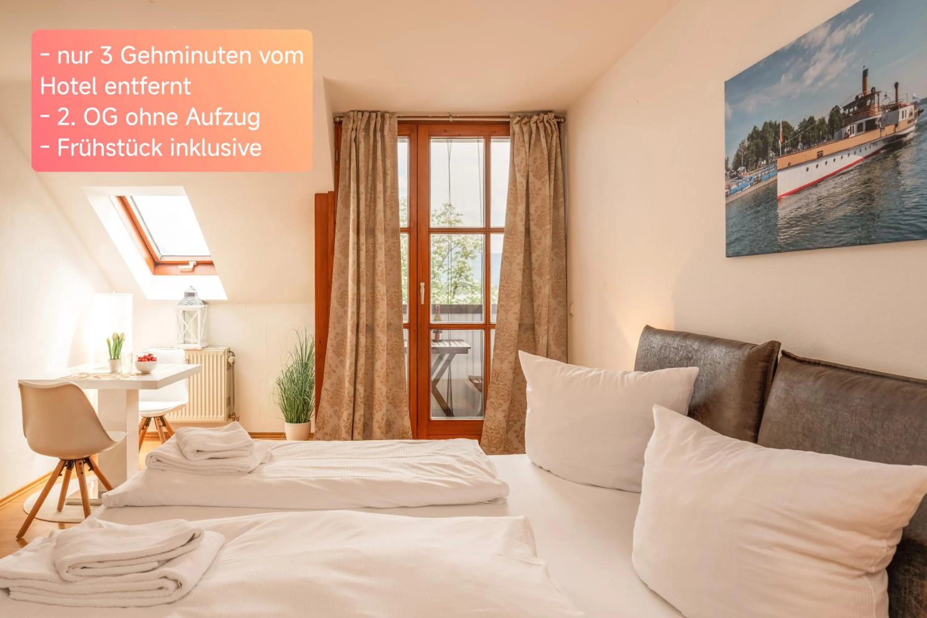 Bed in Hotel ChiemseePanorama