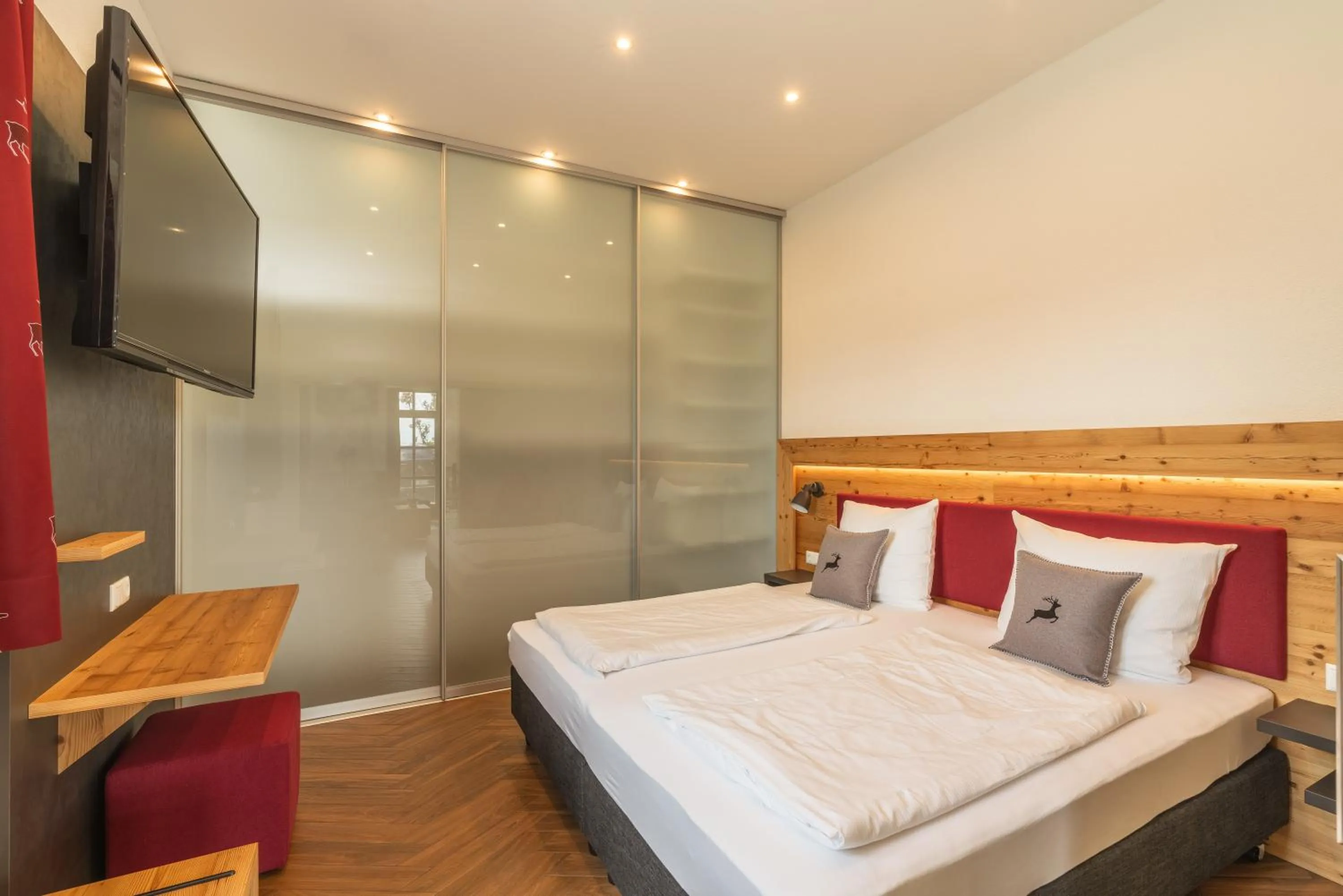 Bed in Hotel ChiemseePanorama