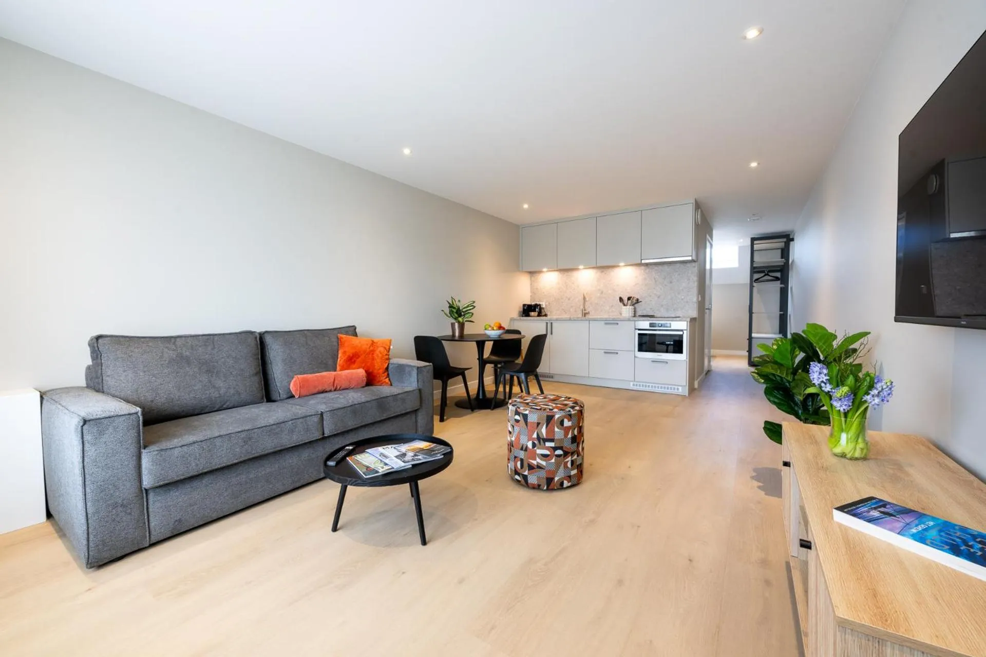 TV and multimedia in Hotel Royal