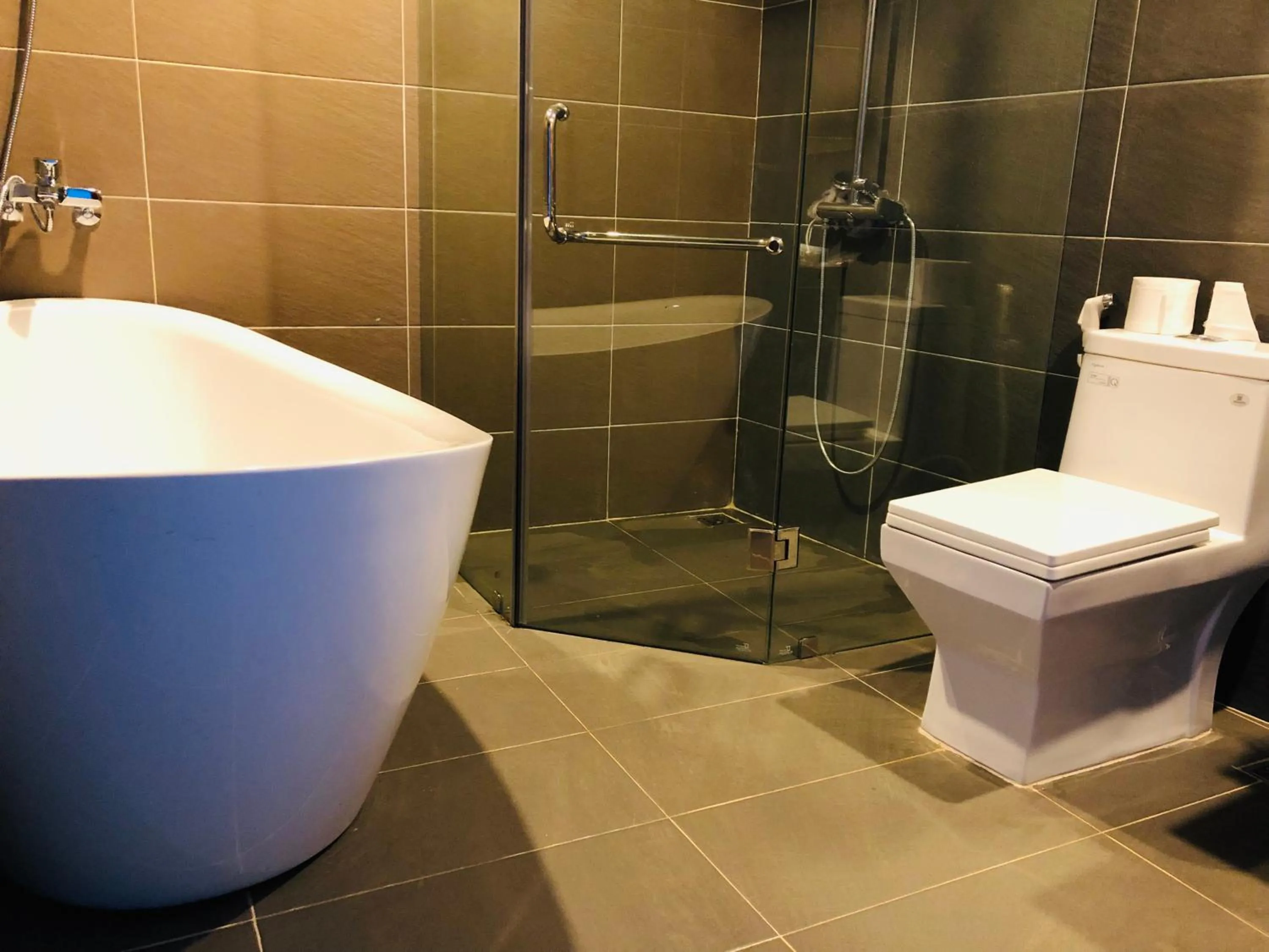 Shower in Youth Homestay Sapa