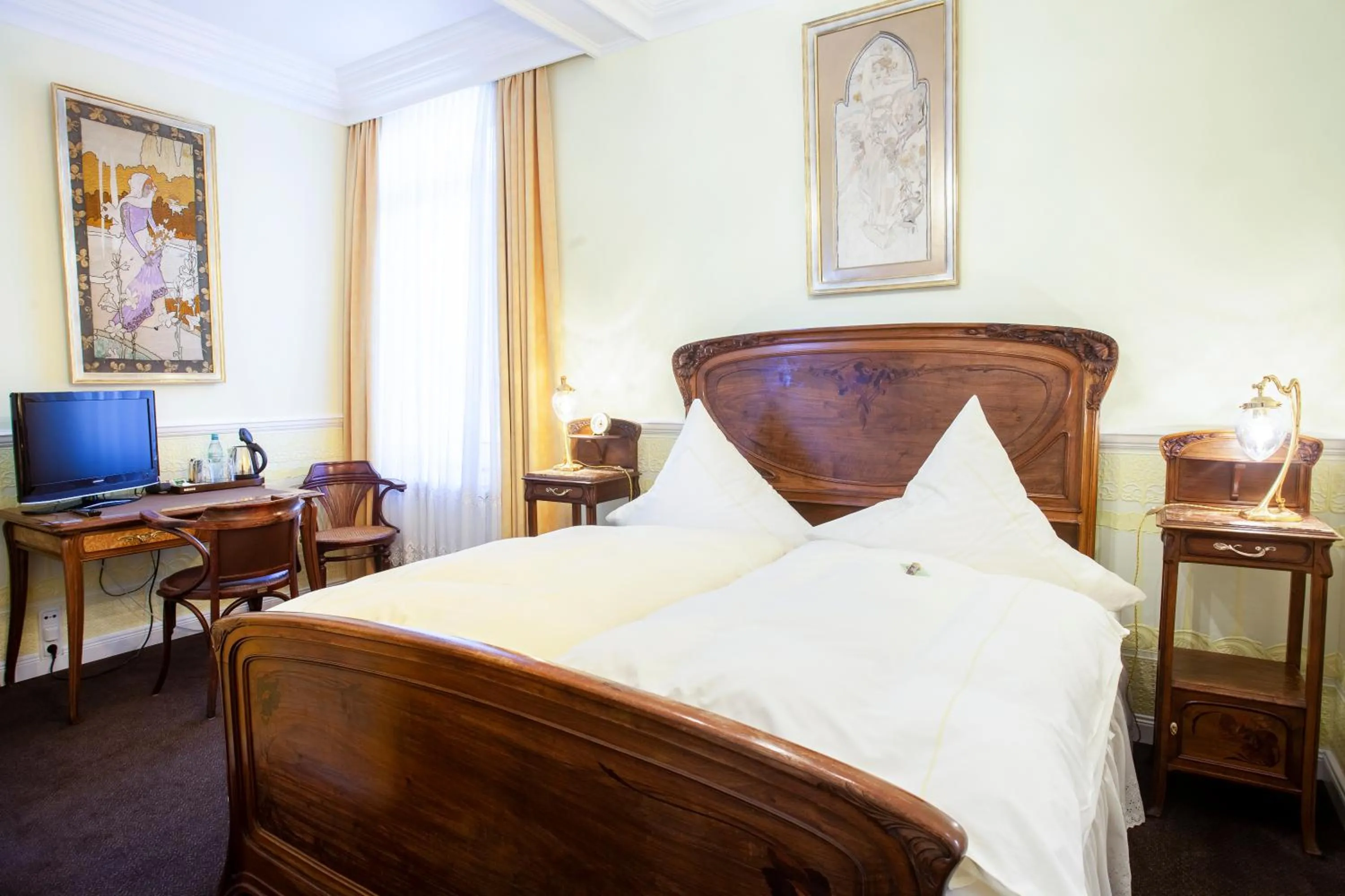 Photo of the whole room in Hotel Goldener Löwe