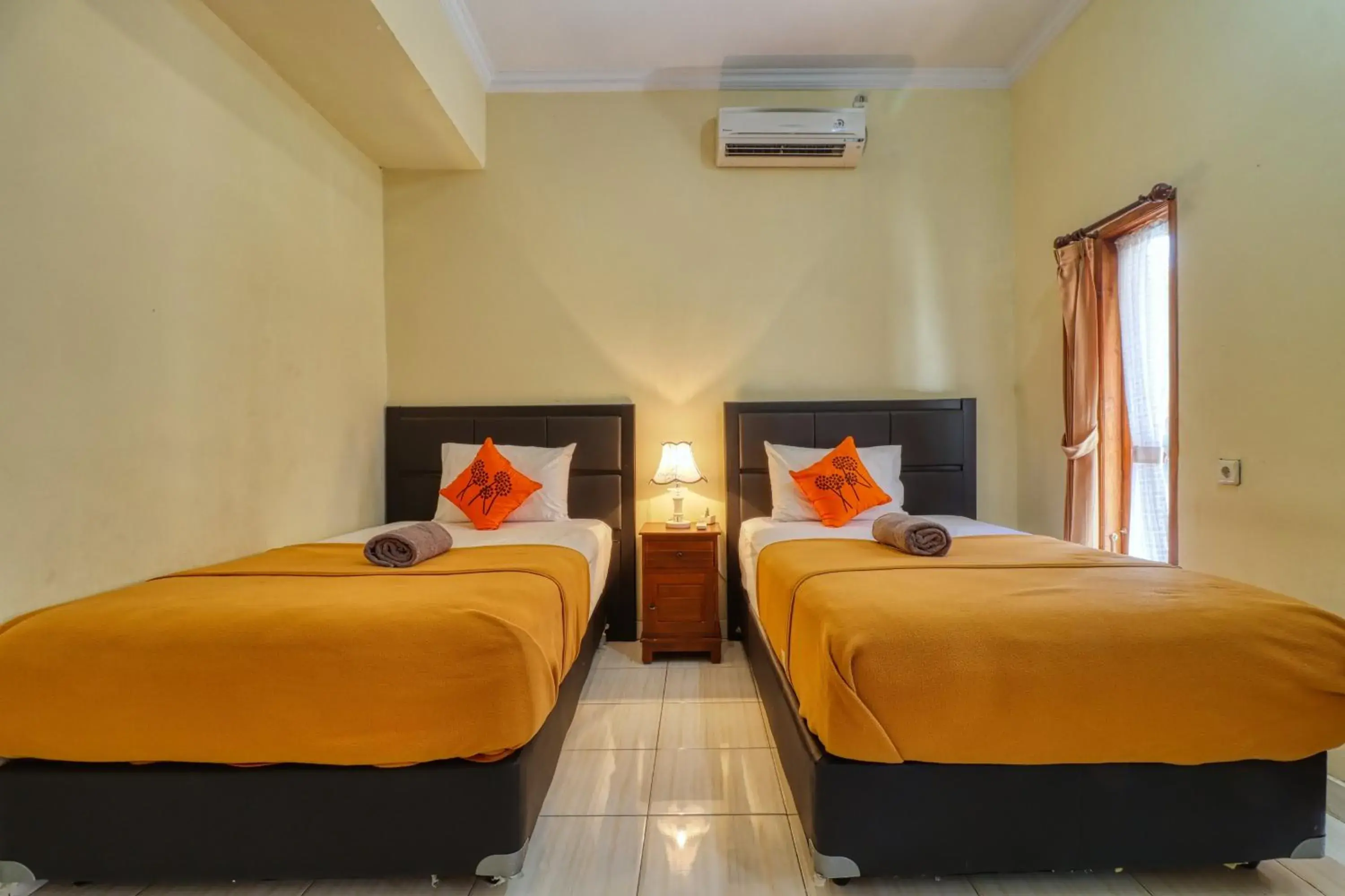 Standard Twin Room in Nibugi Guest House Standard Twin Room in Nibugi Guest House