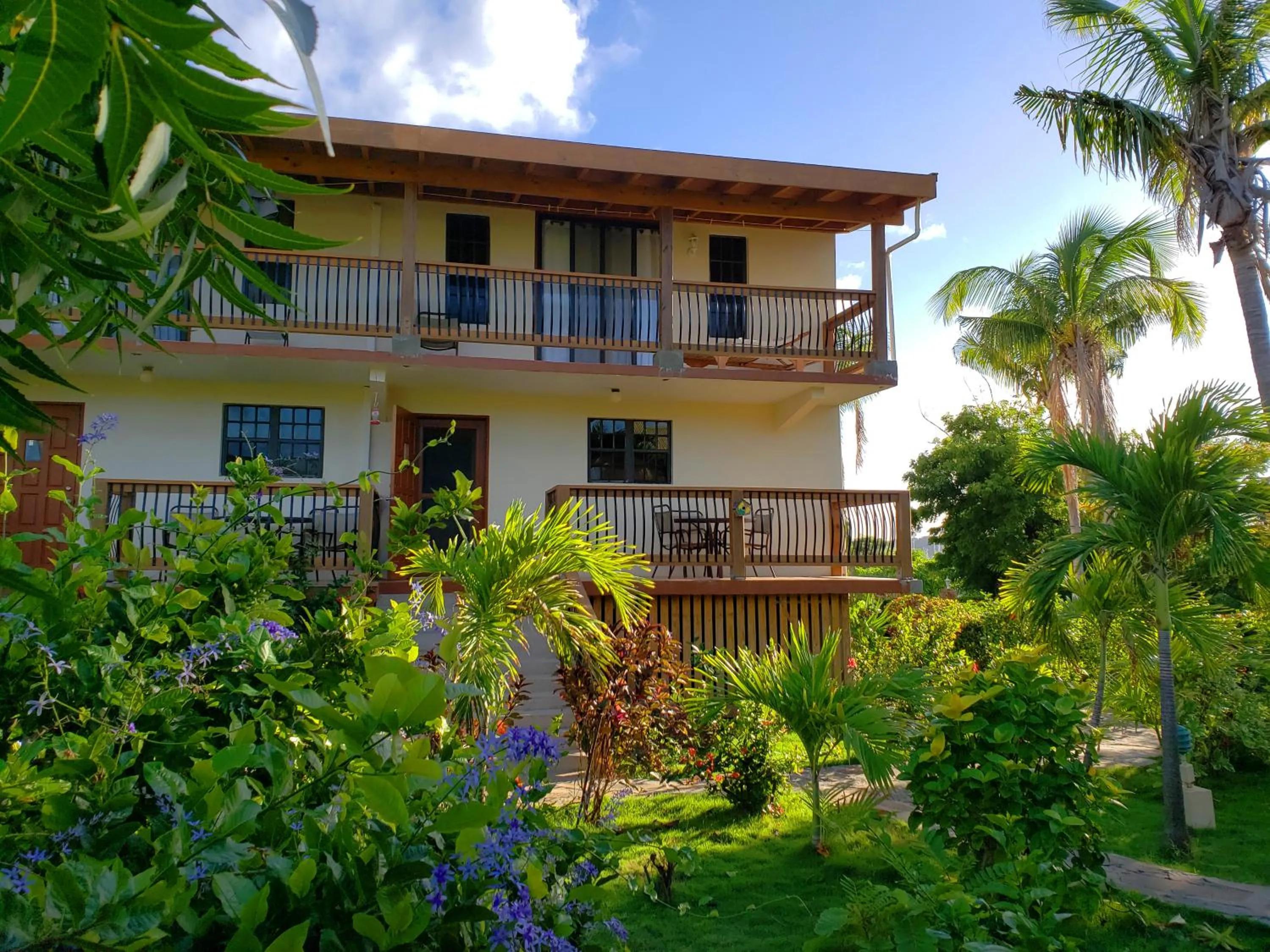 Bayview Vacation Apartments