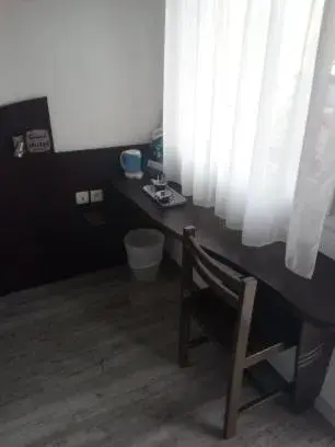 hair dresser in Couett' Hotel Rumilly hair dresser in Couett' Hotel Rumilly