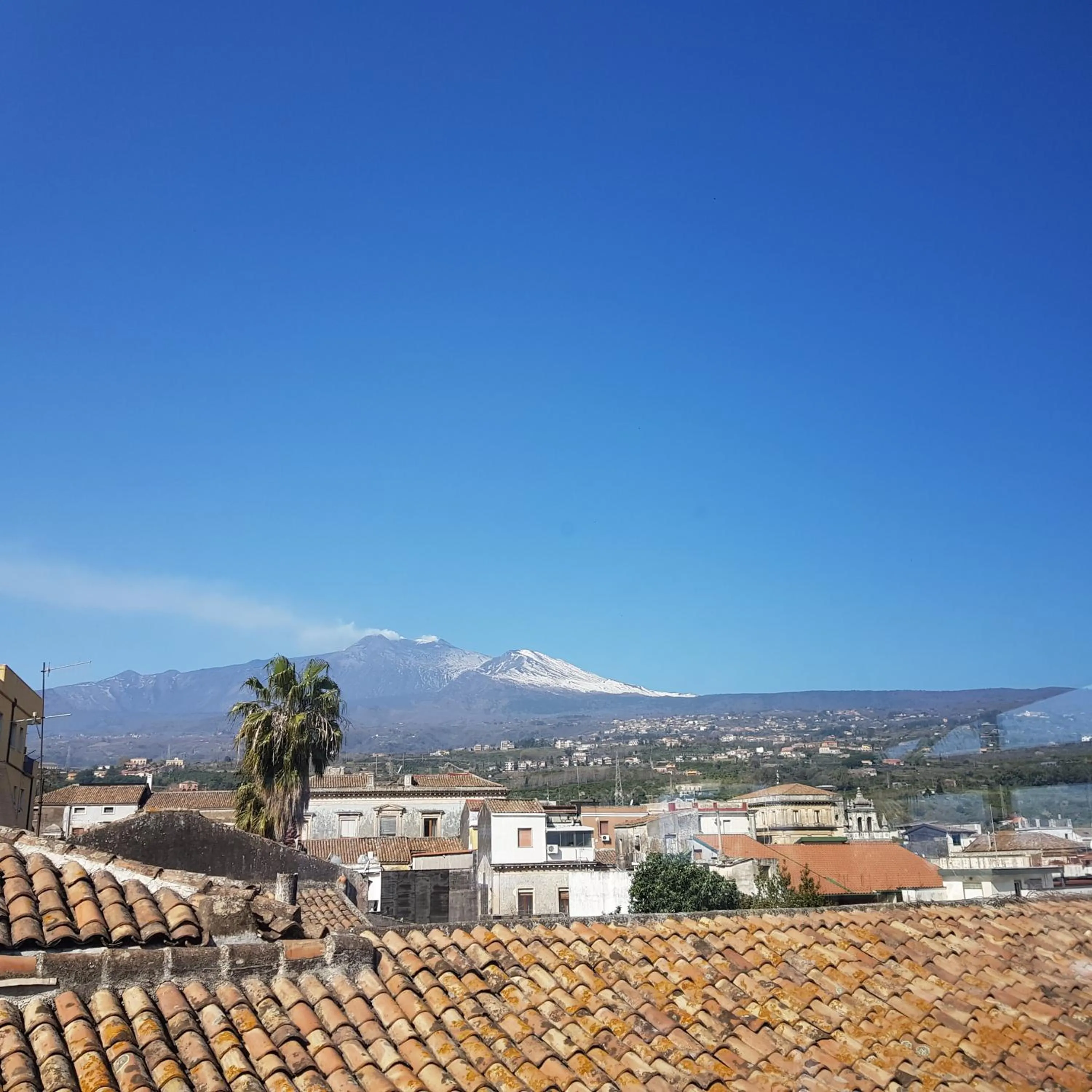 Mountain view in Luxury Panoramic Loft with heated pool near Catania, Taormina, the Sea and Mount Etna by SicilianRelaxingHomes