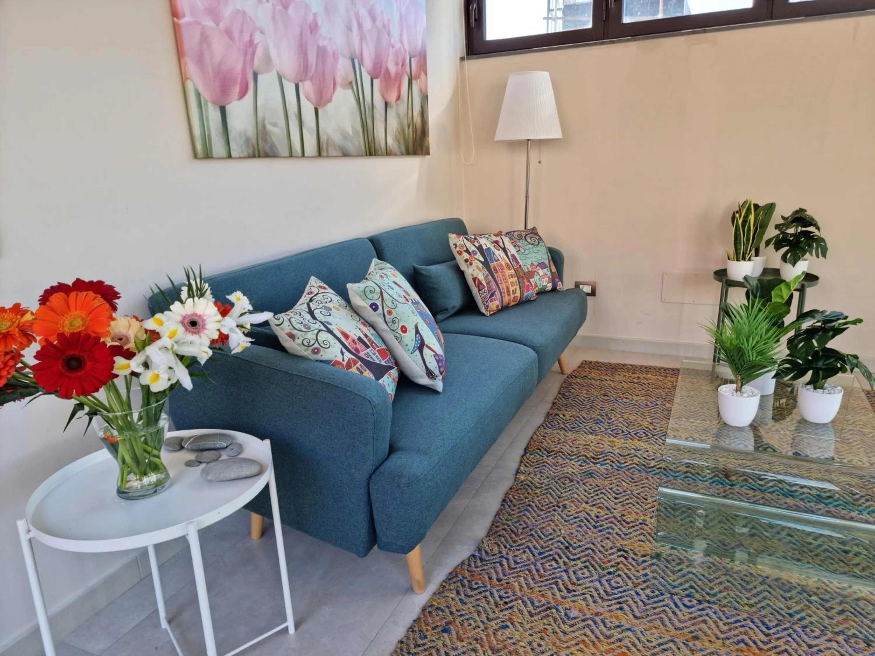 Living room in Luxury Panoramic Loft with heated pool near Catania, Taormina, the Sea and Mount Etna by SicilianRelaxingHomes