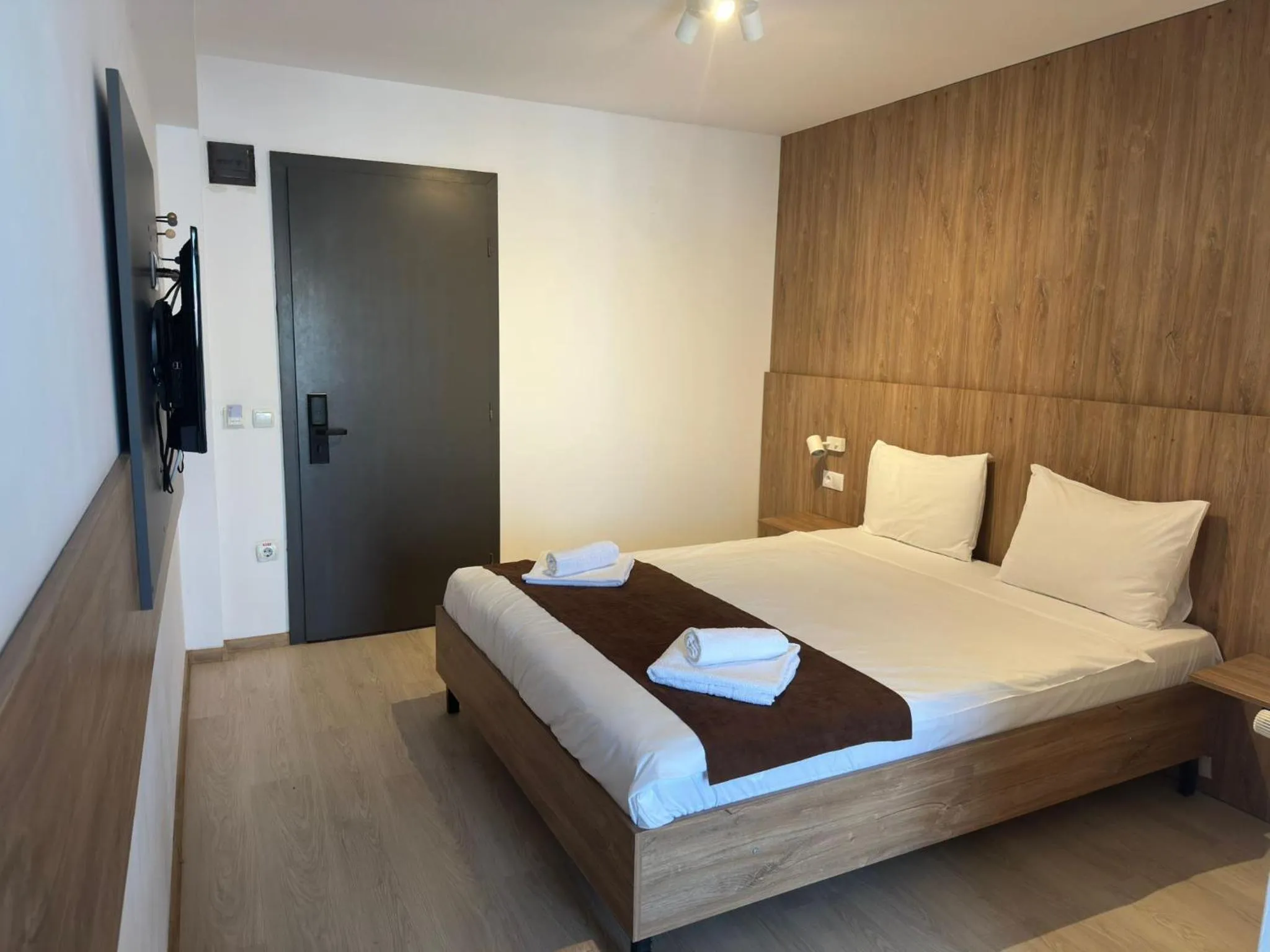 Photo of the whole room, Bed in Hotel Apollo Central